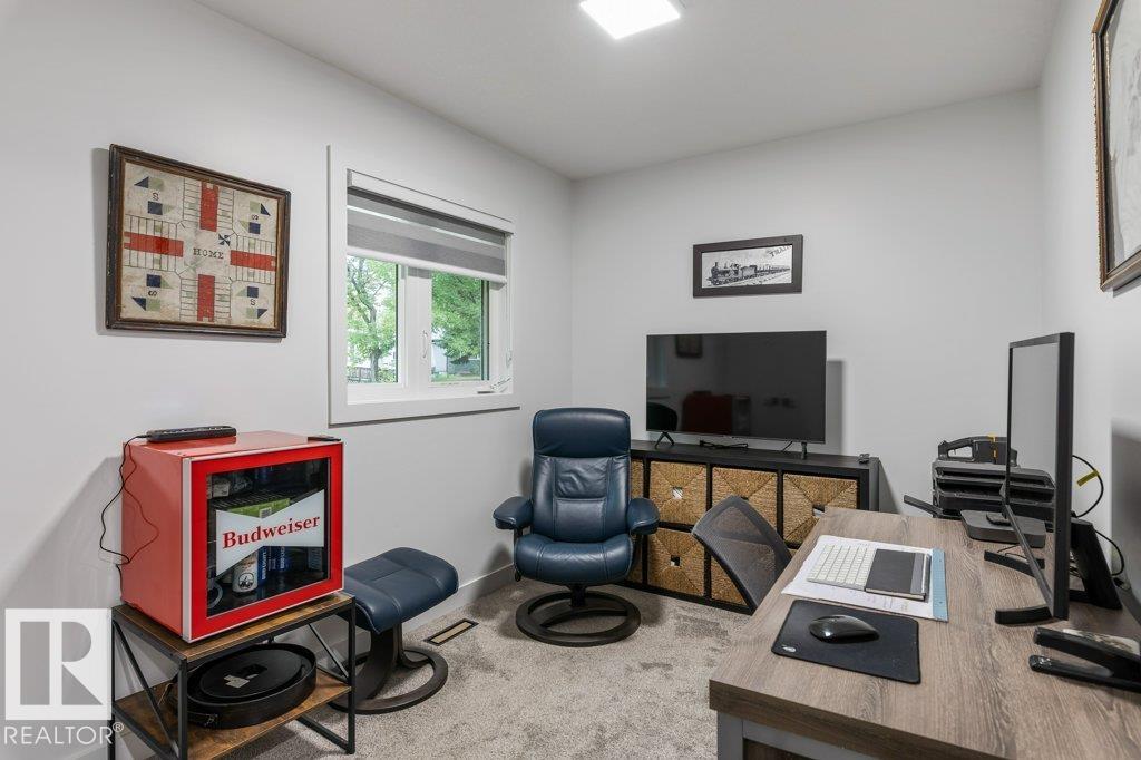 Photo 14 at 50 Morgan Crescent, Mission, St. Albert