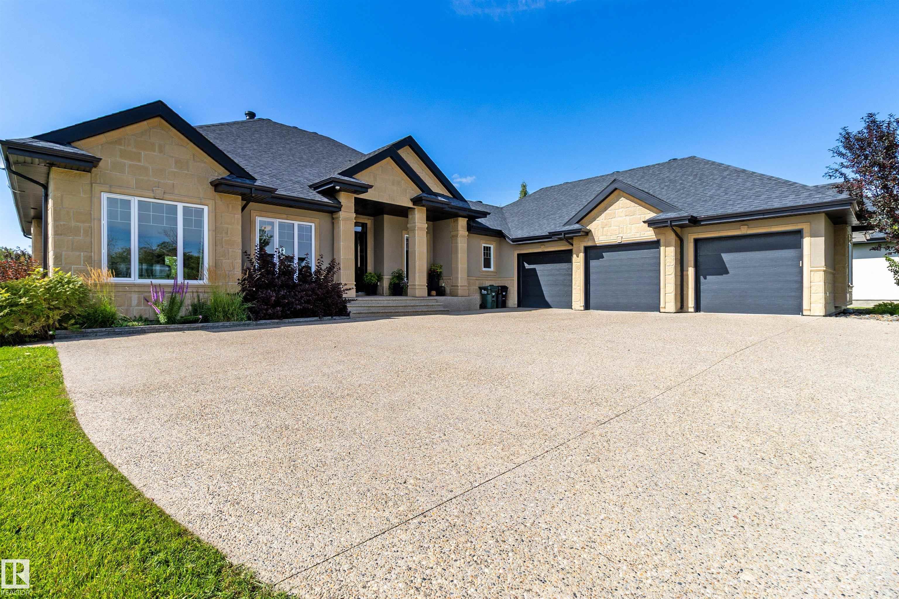 Photo 2 at 236 - 52367 Rge Road 223, Grange Country Estates, Rural Strathcona County