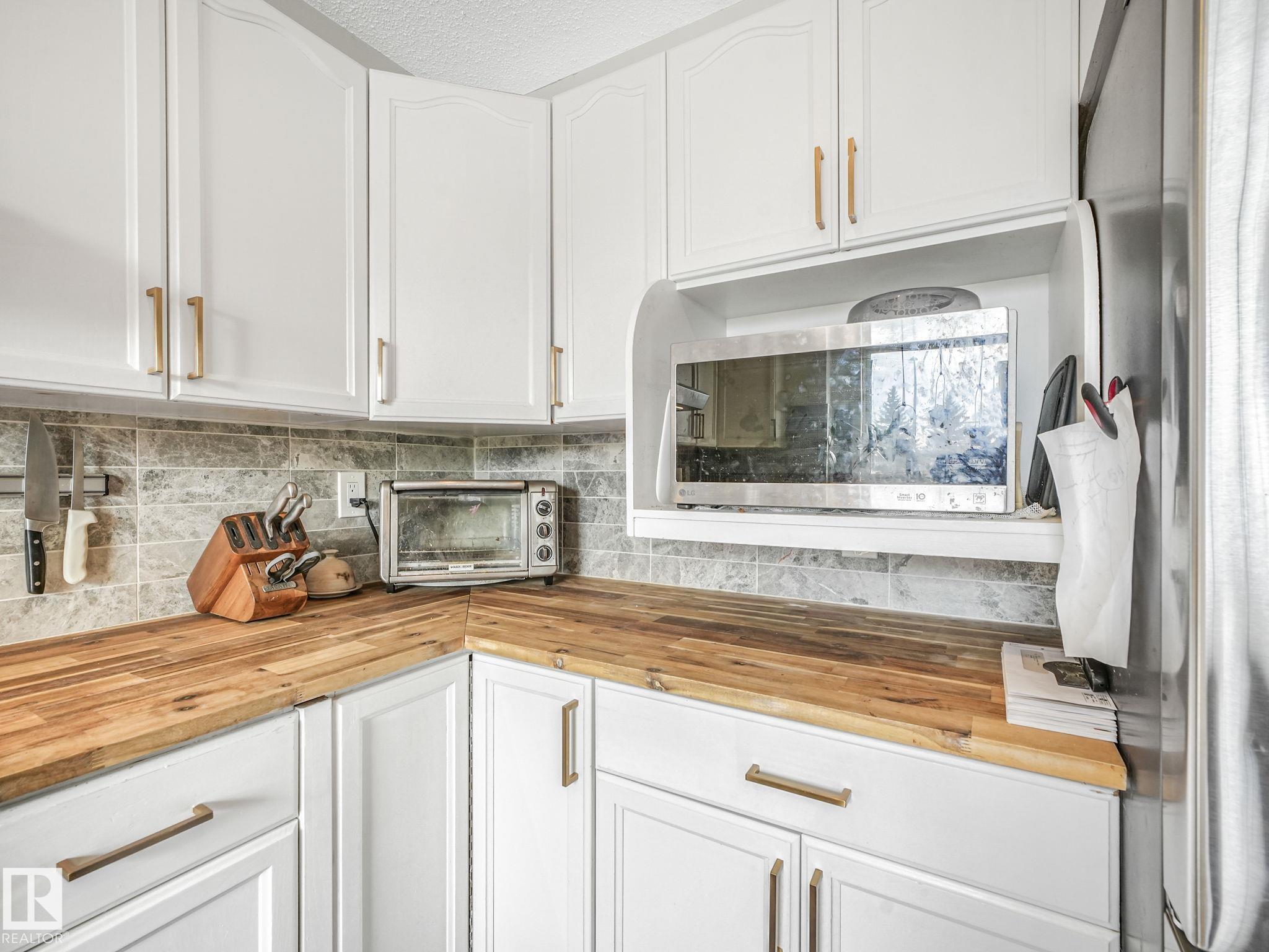 Photo 14 at 1764 49a Street NW, Pollard Meadows, Edmonton