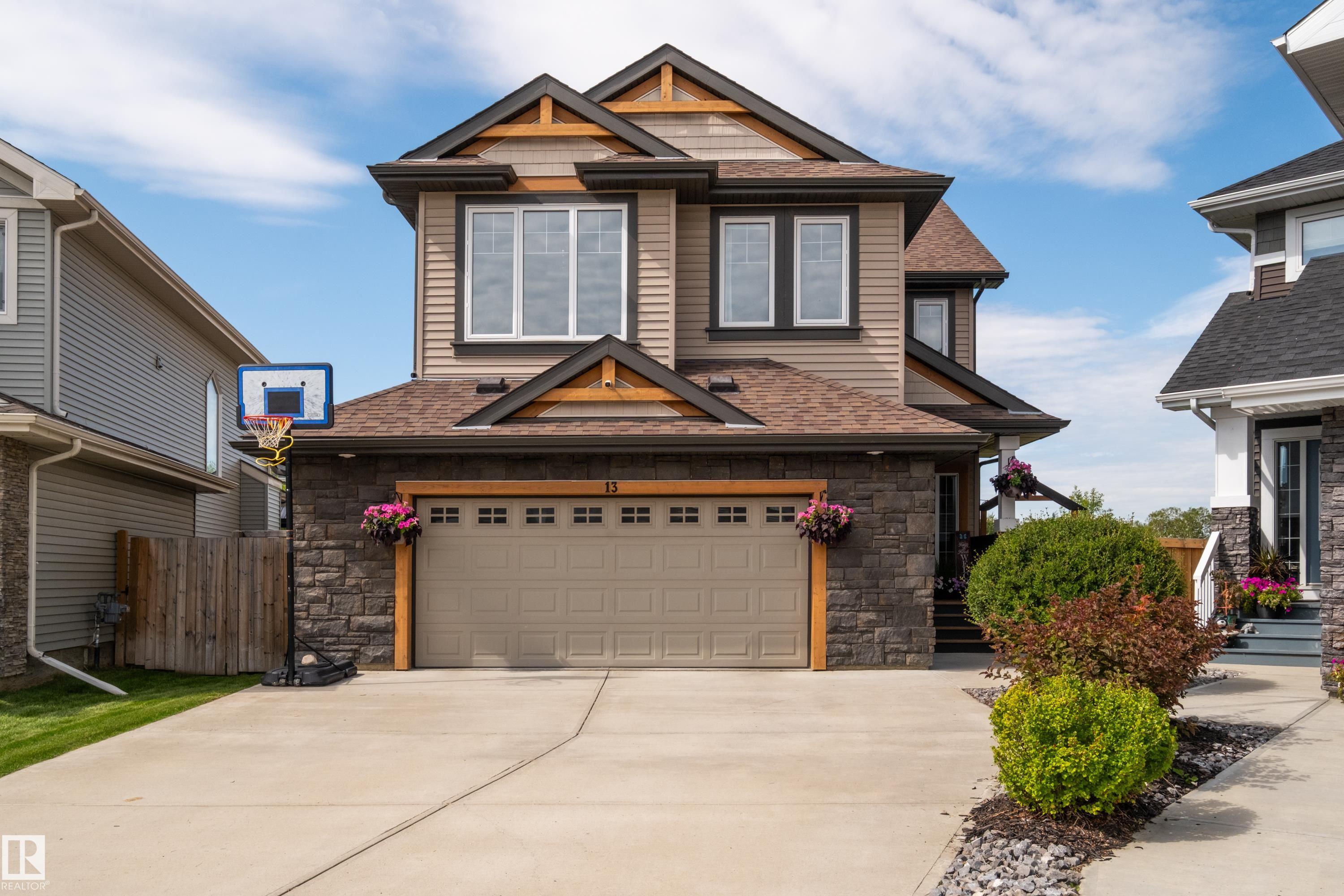 Photo 2 at 13 Meadowlink Gate, McLaughlin, Spruce Grove