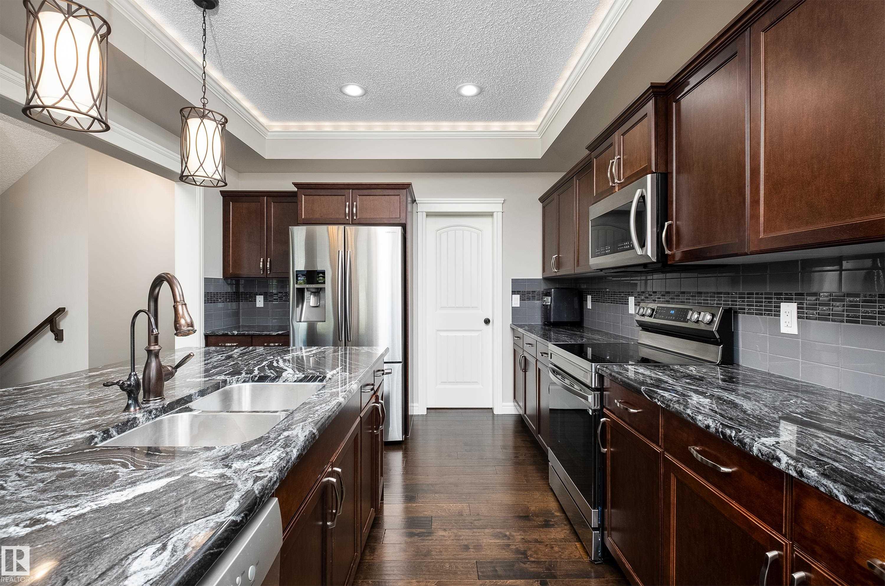 Photo 16 at 13 Meadowlink Gate, McLaughlin, Spruce Grove