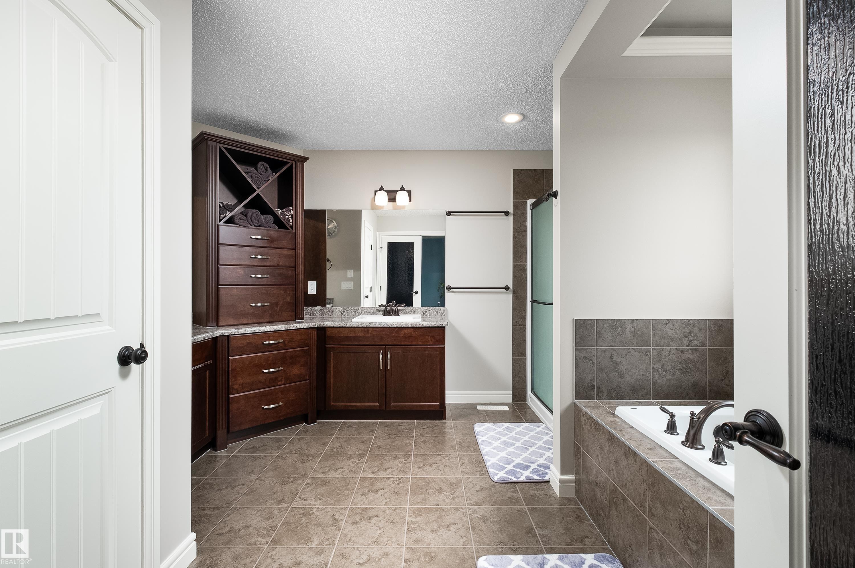 Photo 29 at 13 Meadowlink Gate, McLaughlin, Spruce Grove