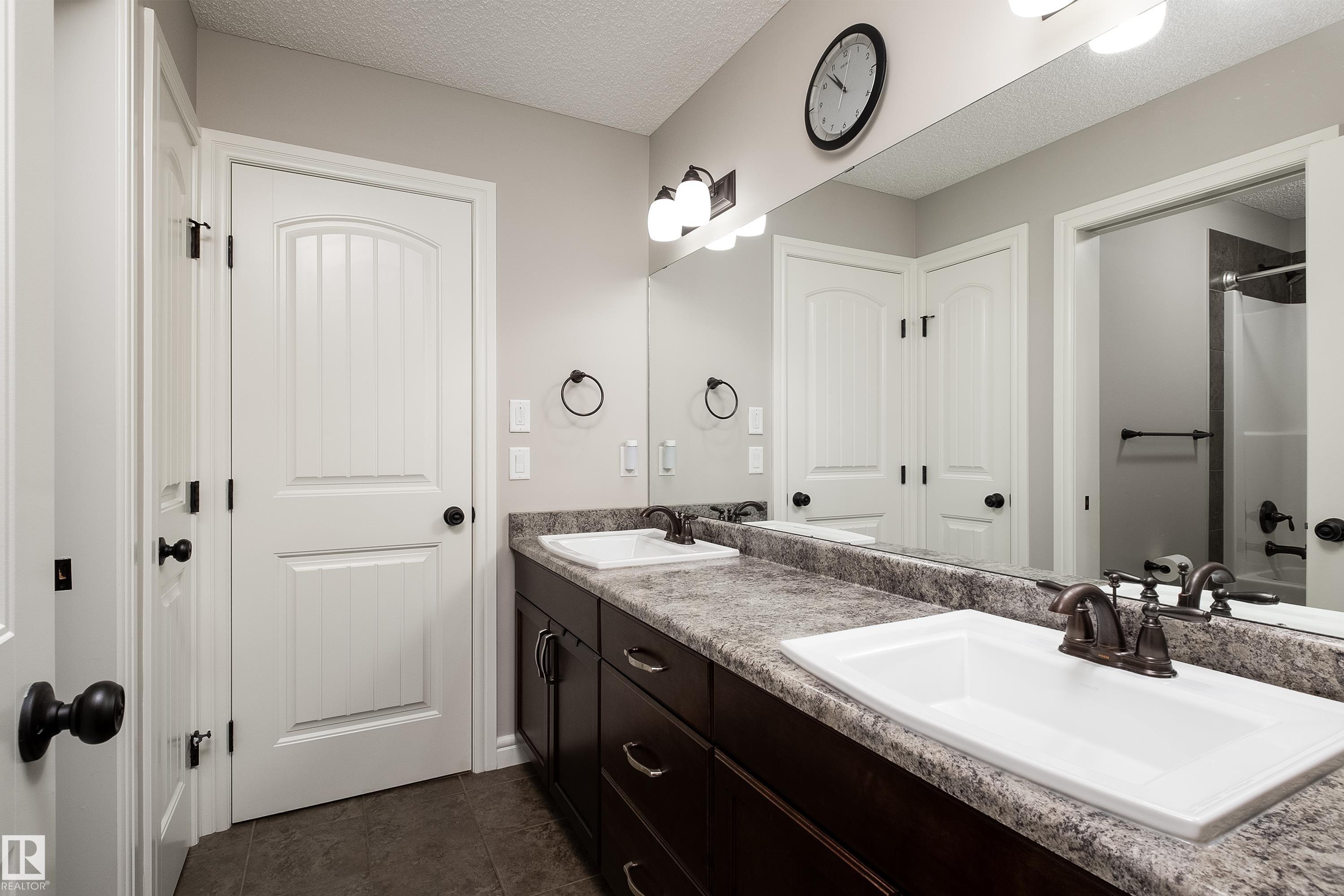 Photo 38 at 13 Meadowlink Gate, McLaughlin, Spruce Grove