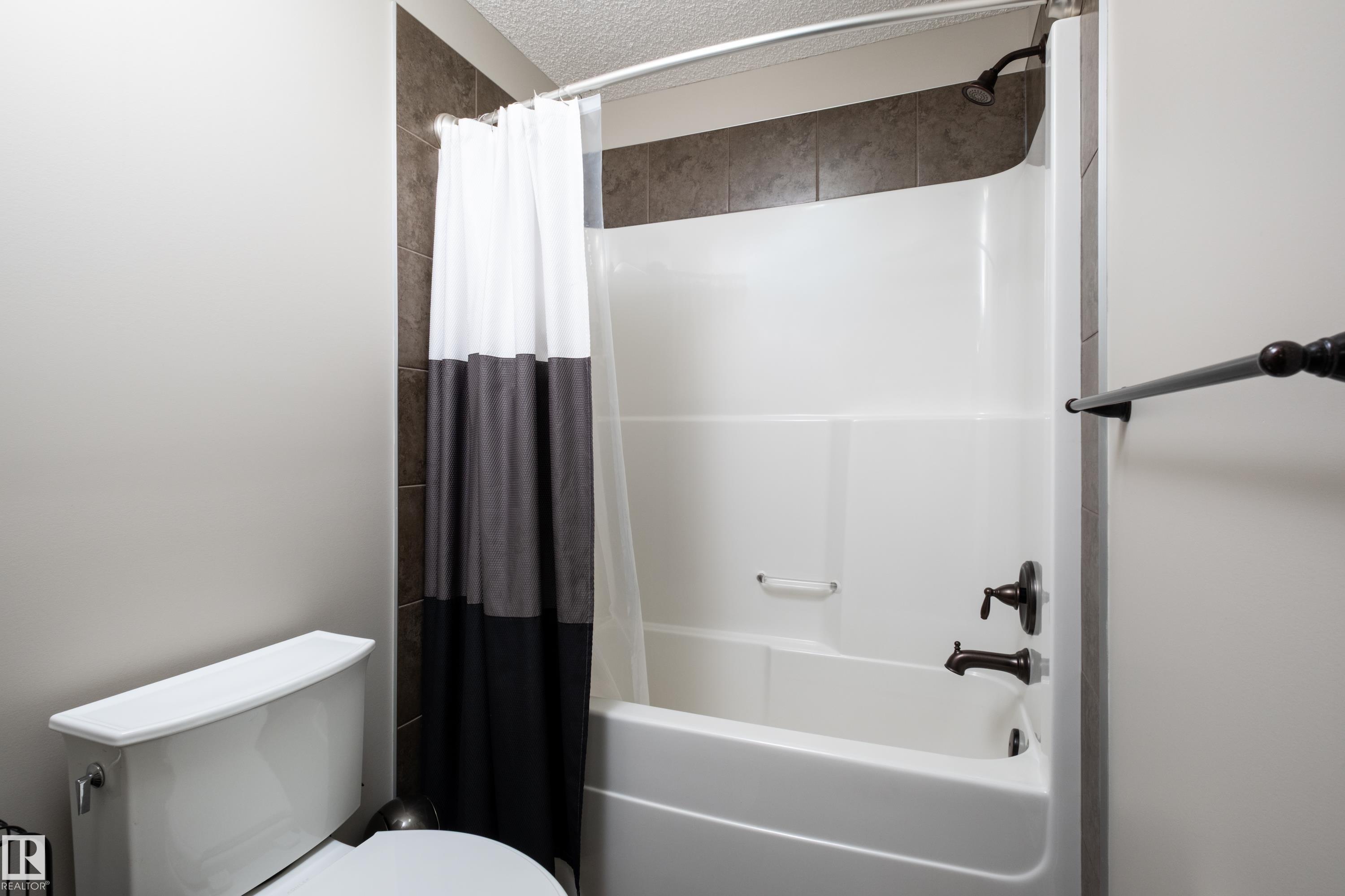 Photo 39 at 13 Meadowlink Gate, McLaughlin, Spruce Grove