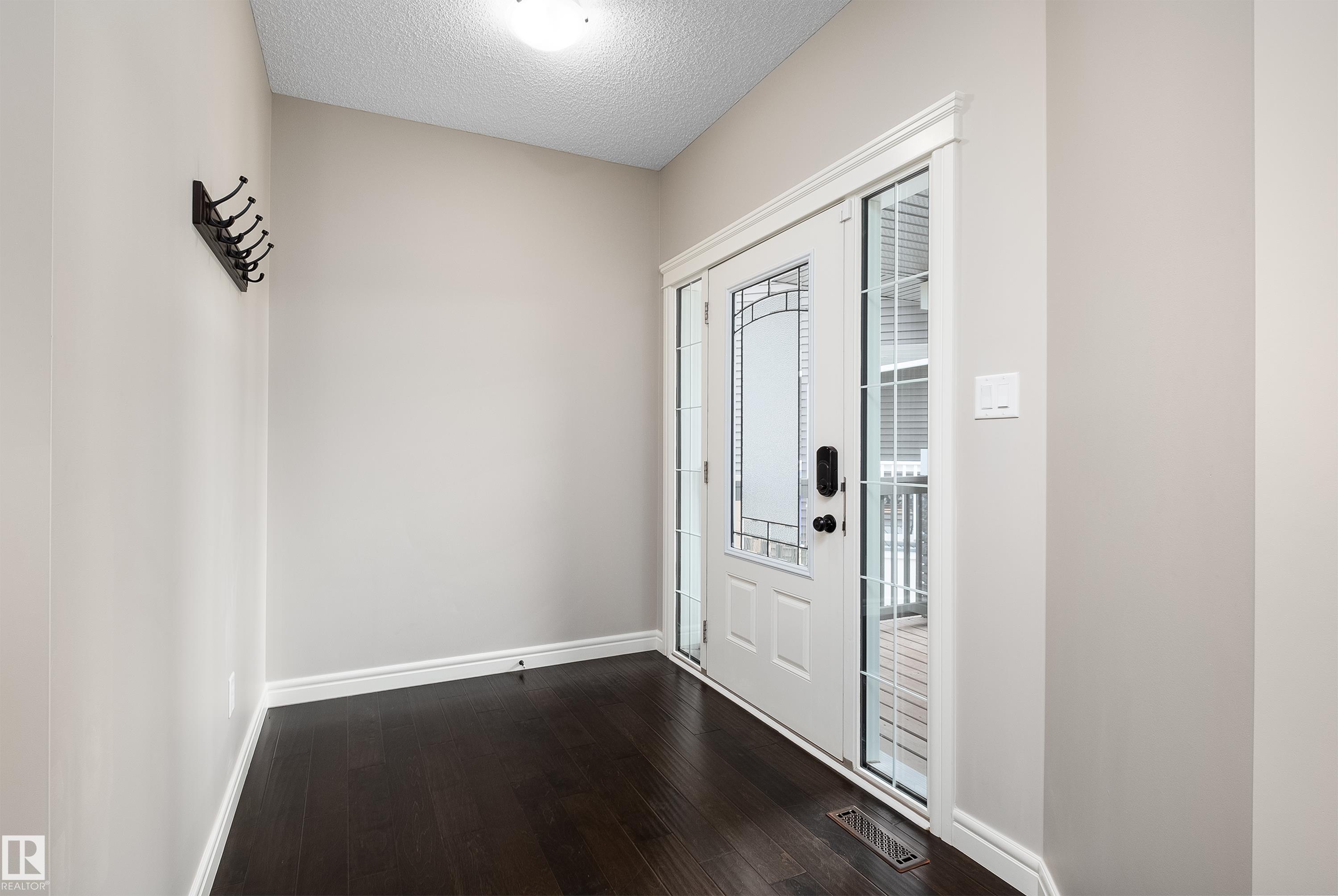 Photo 5 at 13 Meadowlink Gate, McLaughlin, Spruce Grove