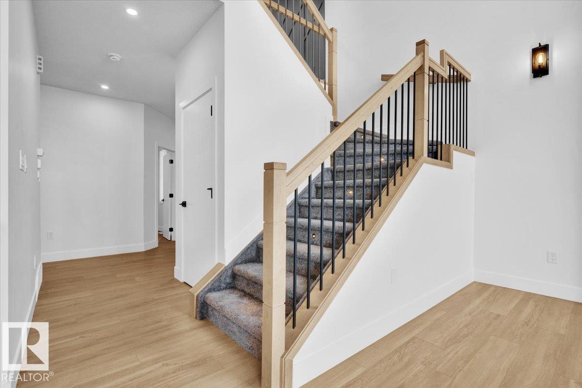 Photo 14 at 6 Edgefield Way, Erin Ridge North, St. Albert