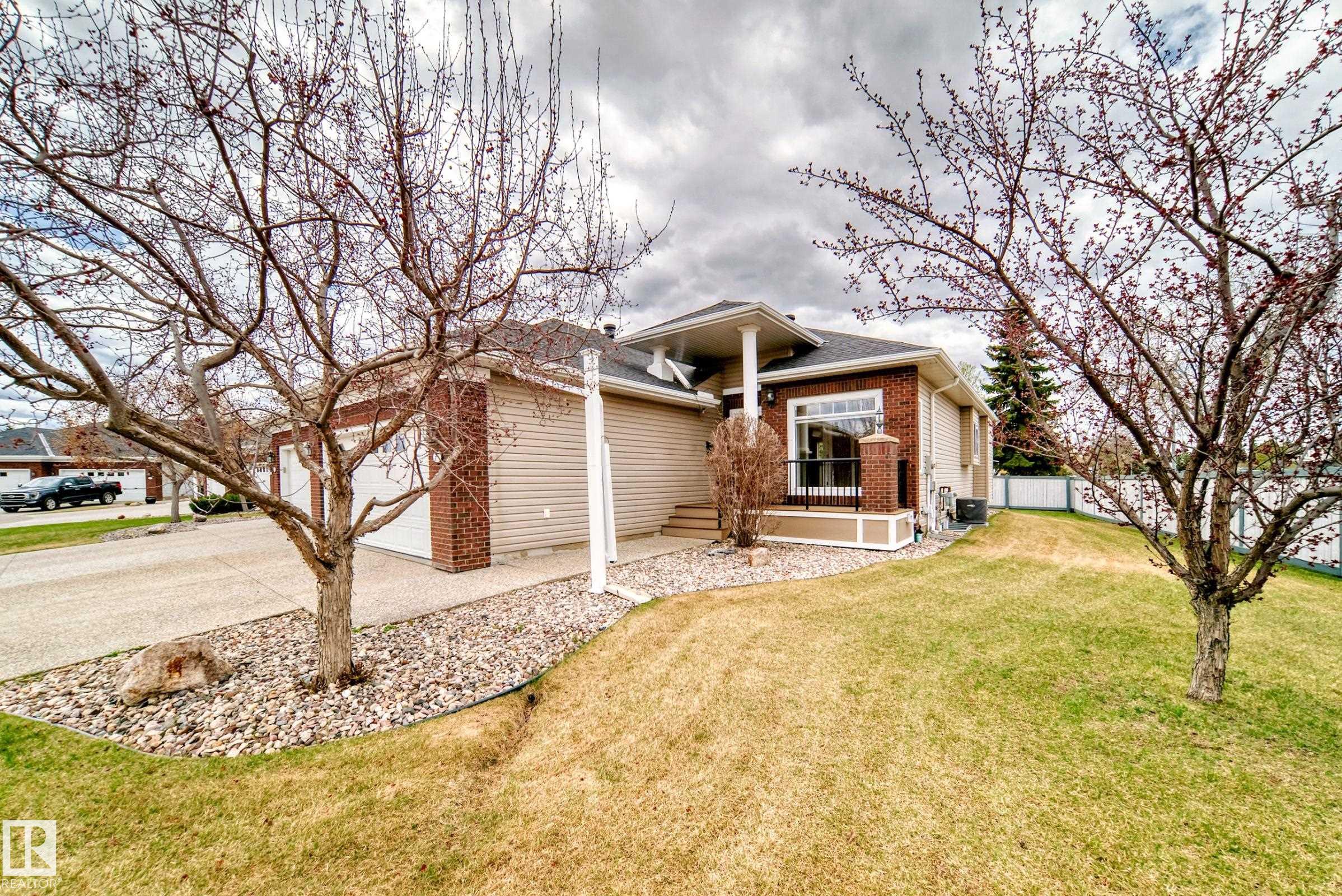 1 Longview Crescent, Stoneshire, Spruce Grove 