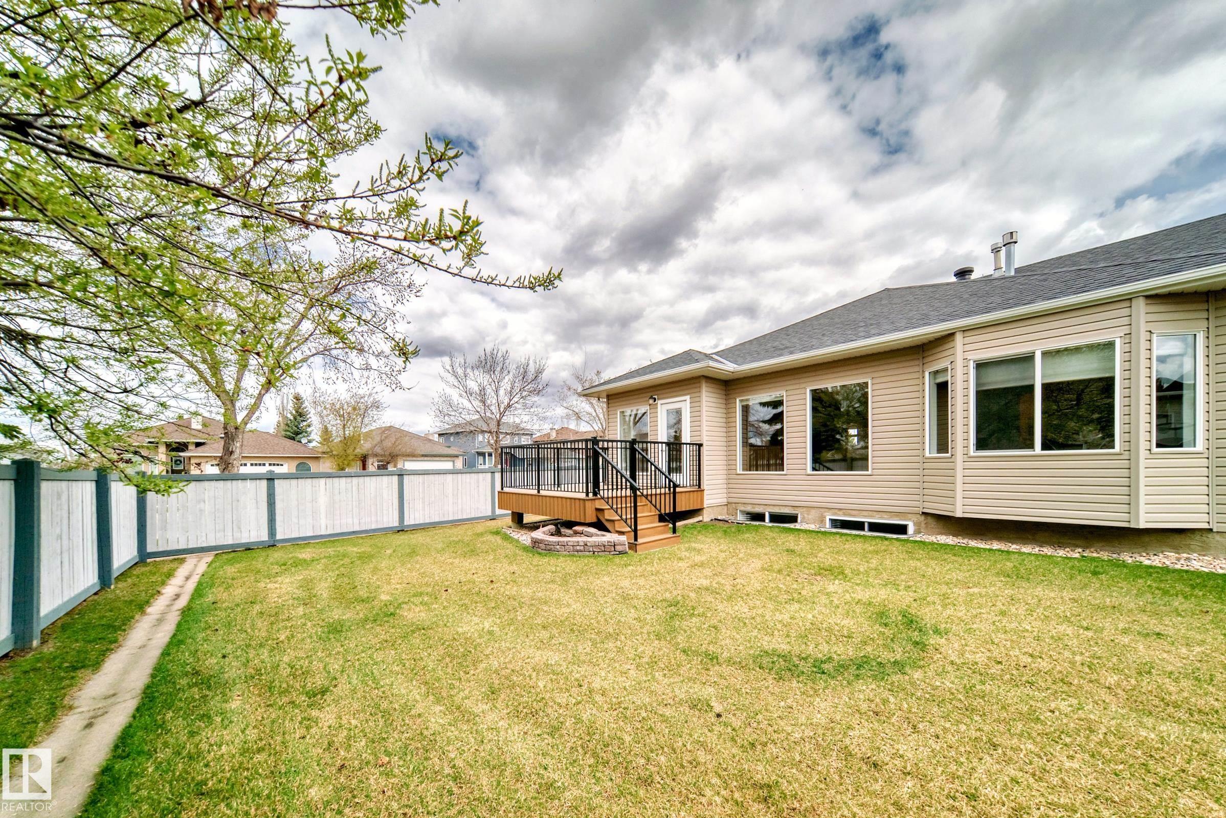Photo 34 at 1 Longview Crescent, Stoneshire, Spruce Grove