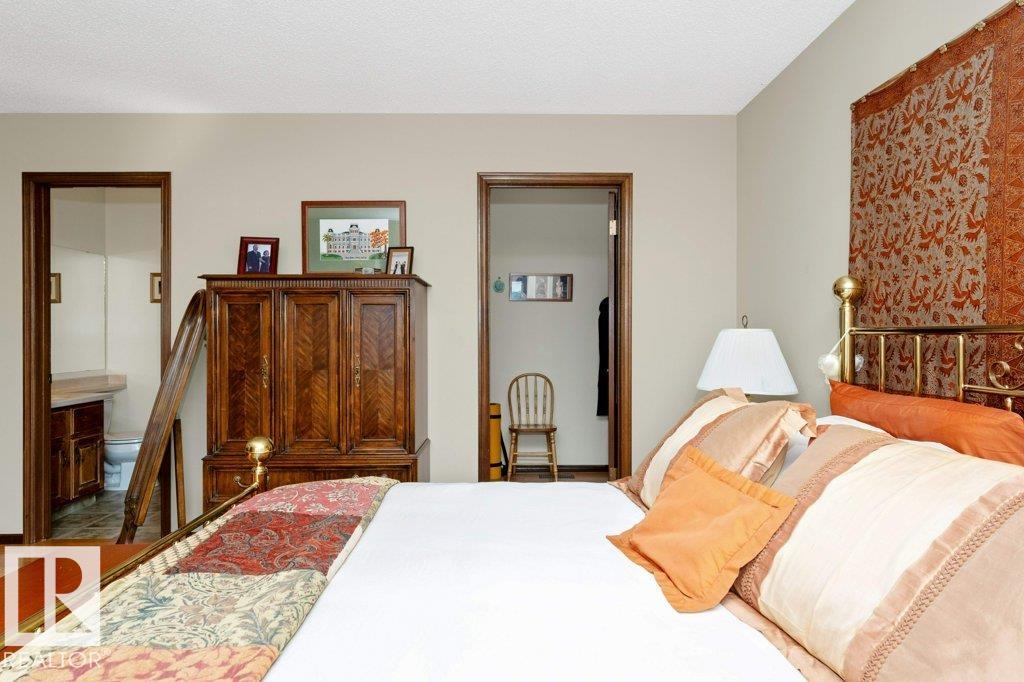 http://cdnparap120.paragonrels.com/ParagonImages/Property/p12/RAE/225367027/34/0/0/19ffafed15f12f6945b871aa58af31ec/1/7cd90e09ffe7fde6df3ee9646bd2b1eb/225367027-b9329d82-719b-46a1-a774-e9c79d53d70c.JPG