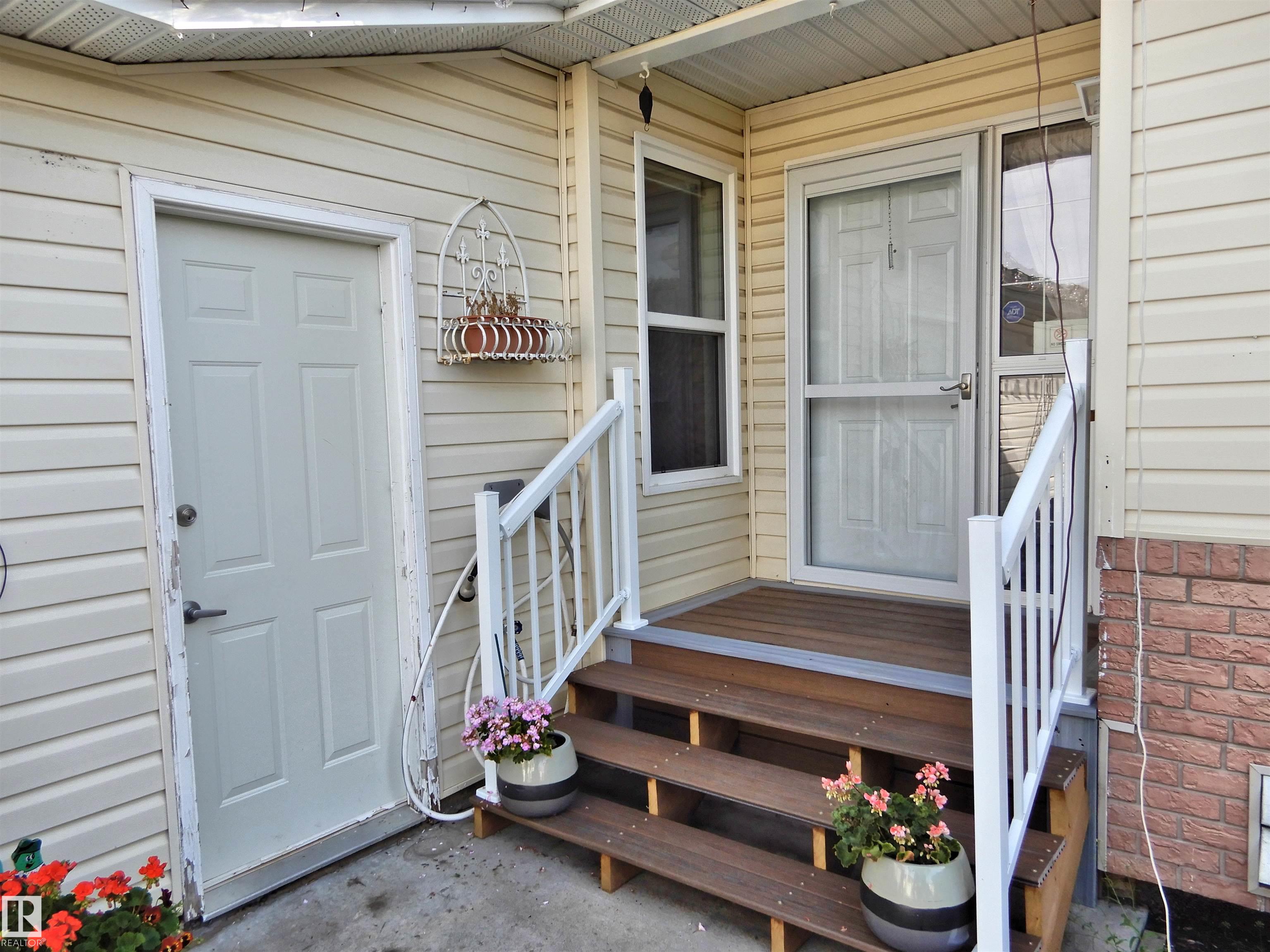 Photo 2 at 10111 105 Street, Morinville