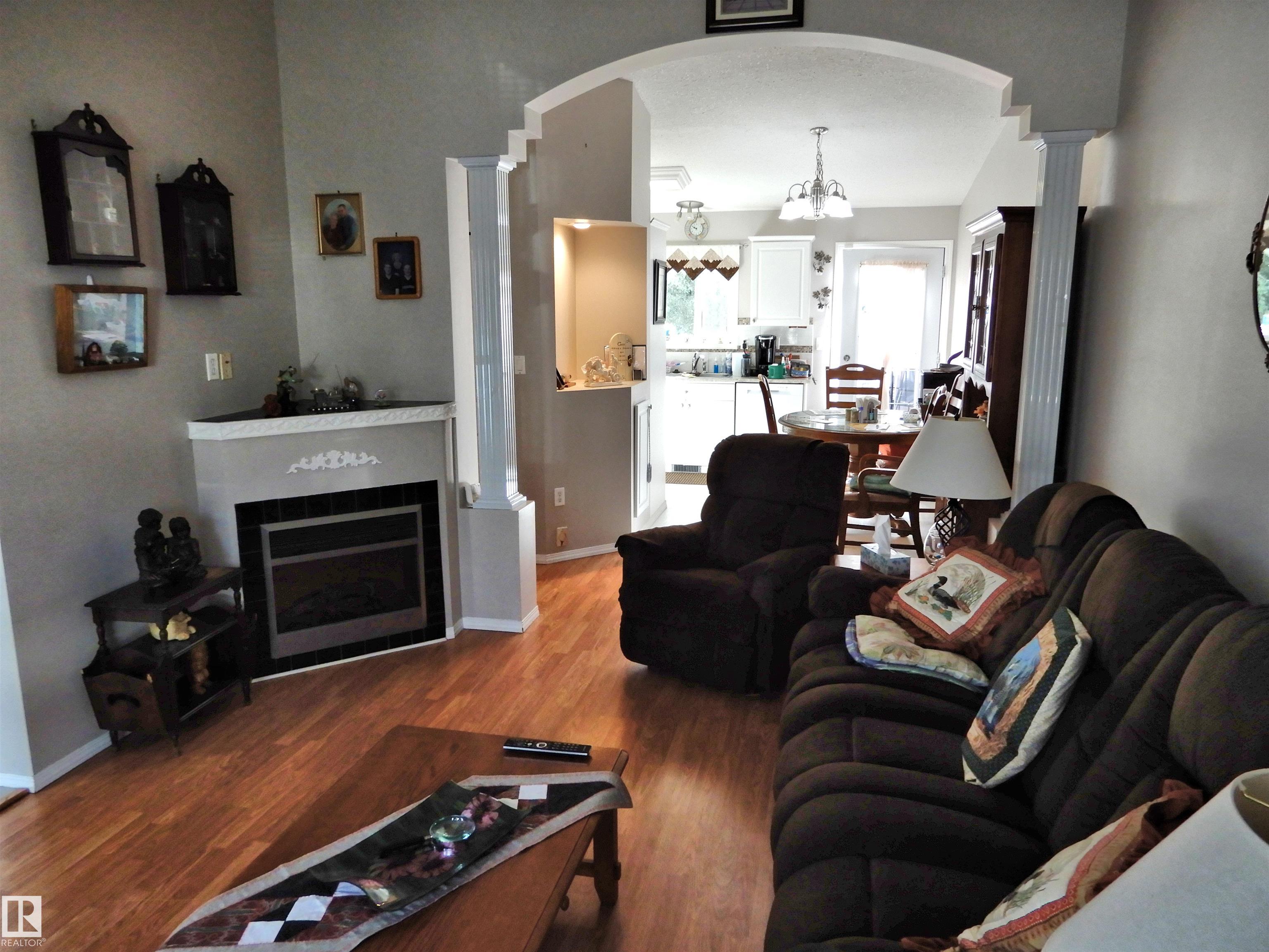 Photo 5 at 10111 105 Street, Morinville
