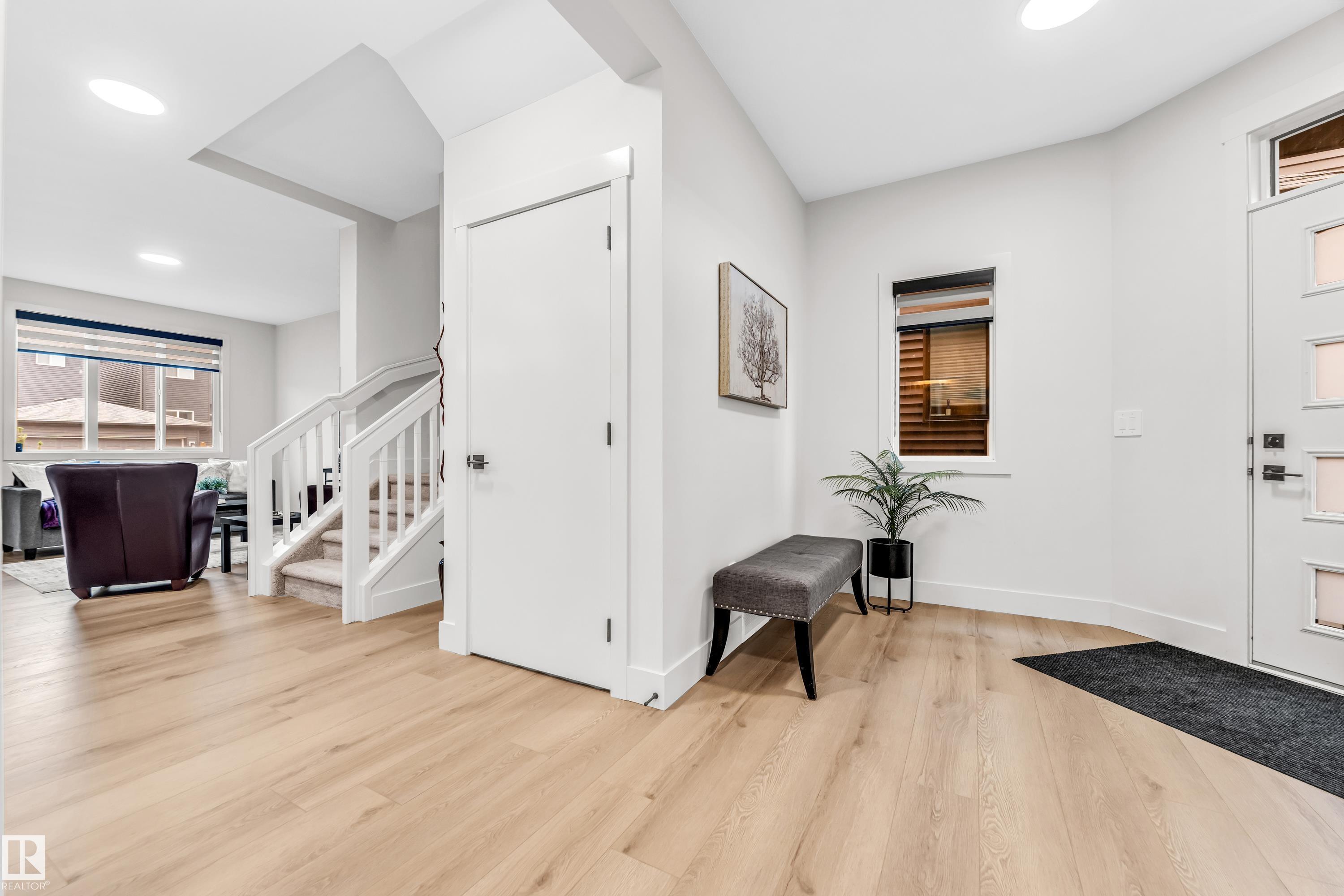 Photo 4 at  42 Cerbat Crescent, Cambrian, Sherwood Park