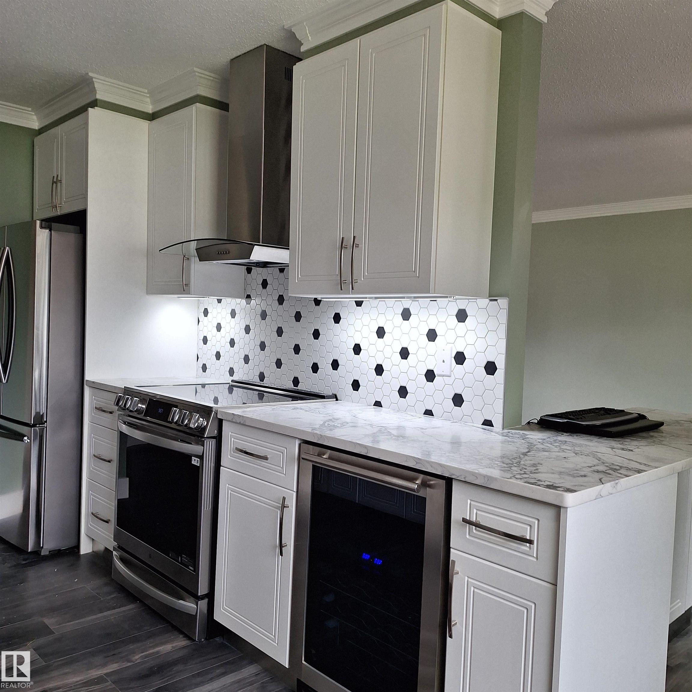 Photo 12 at 893 Birch Avenue, Maplegrove, Sherwood Park