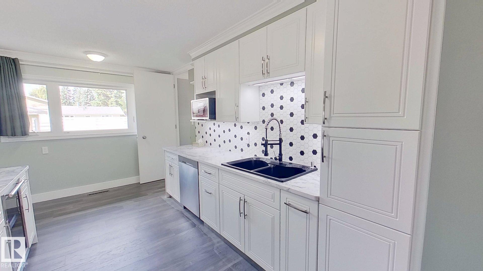 Photo 7 at 893 Birch Avenue, Maplegrove, Sherwood Park