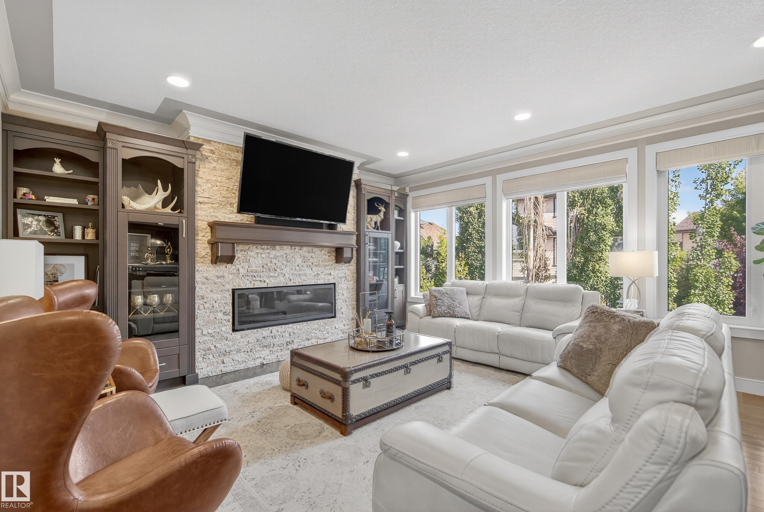 Photo 13 at 9 Lacroix Close, Lacombe Park, St. Albert