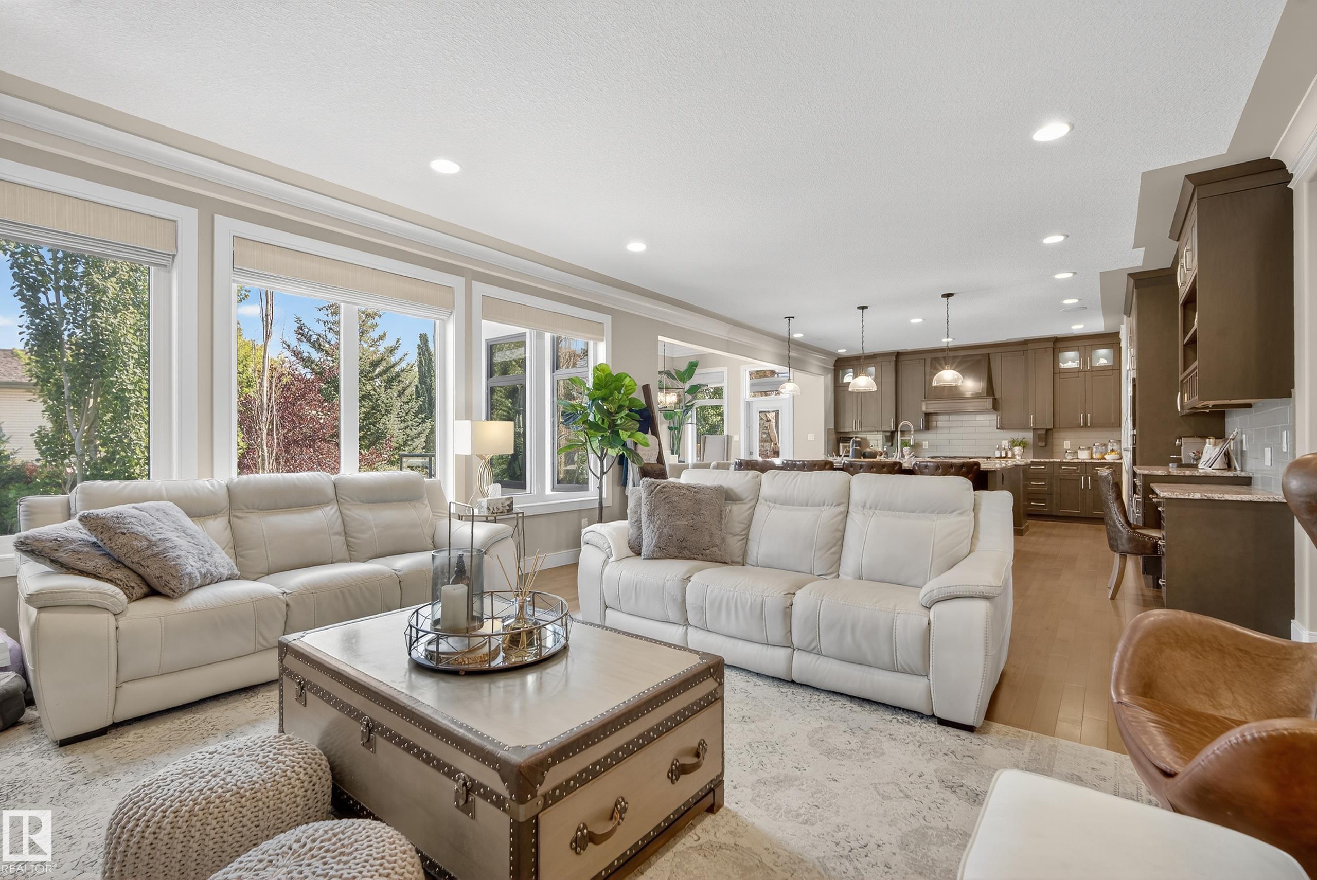 Photo 17 at 9 Lacroix Close, Lacombe Park, St. Albert