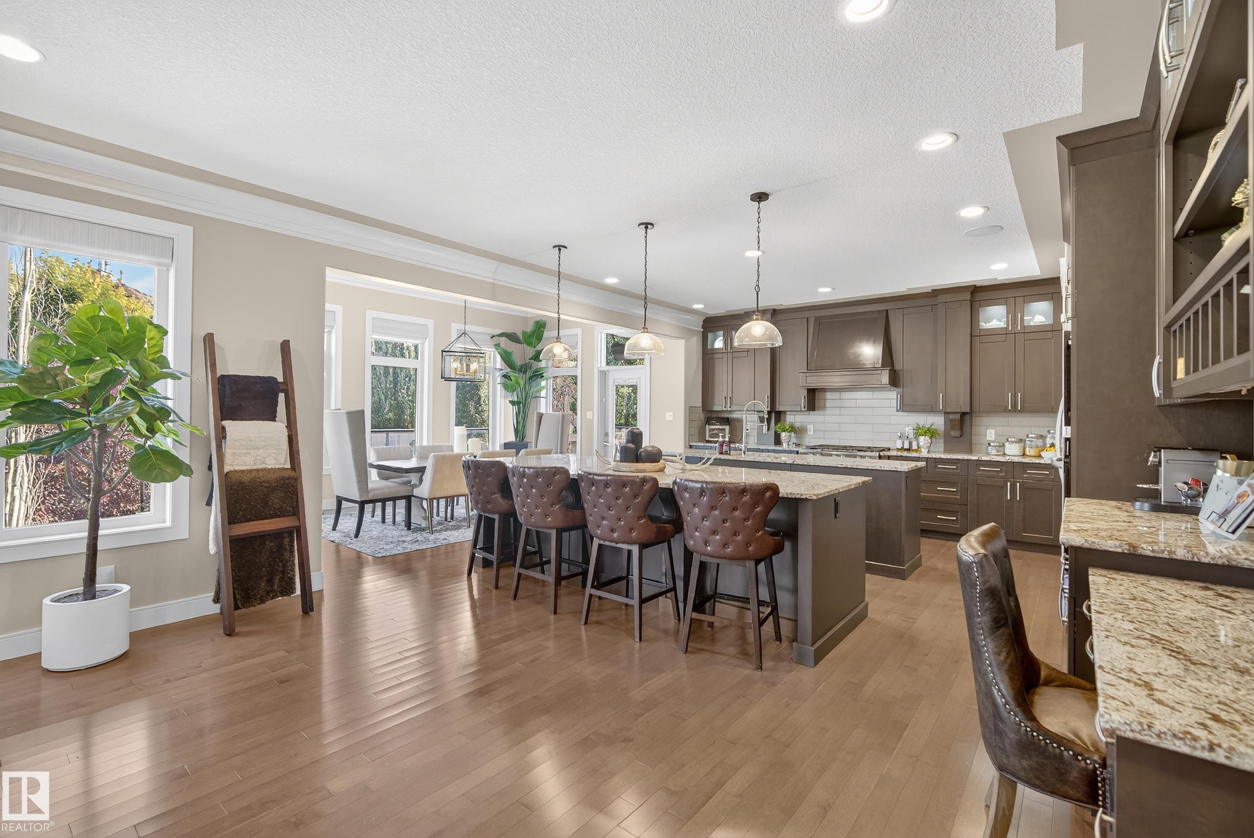Photo 10 at 9 Lacroix Close, Lacombe Park, St. Albert