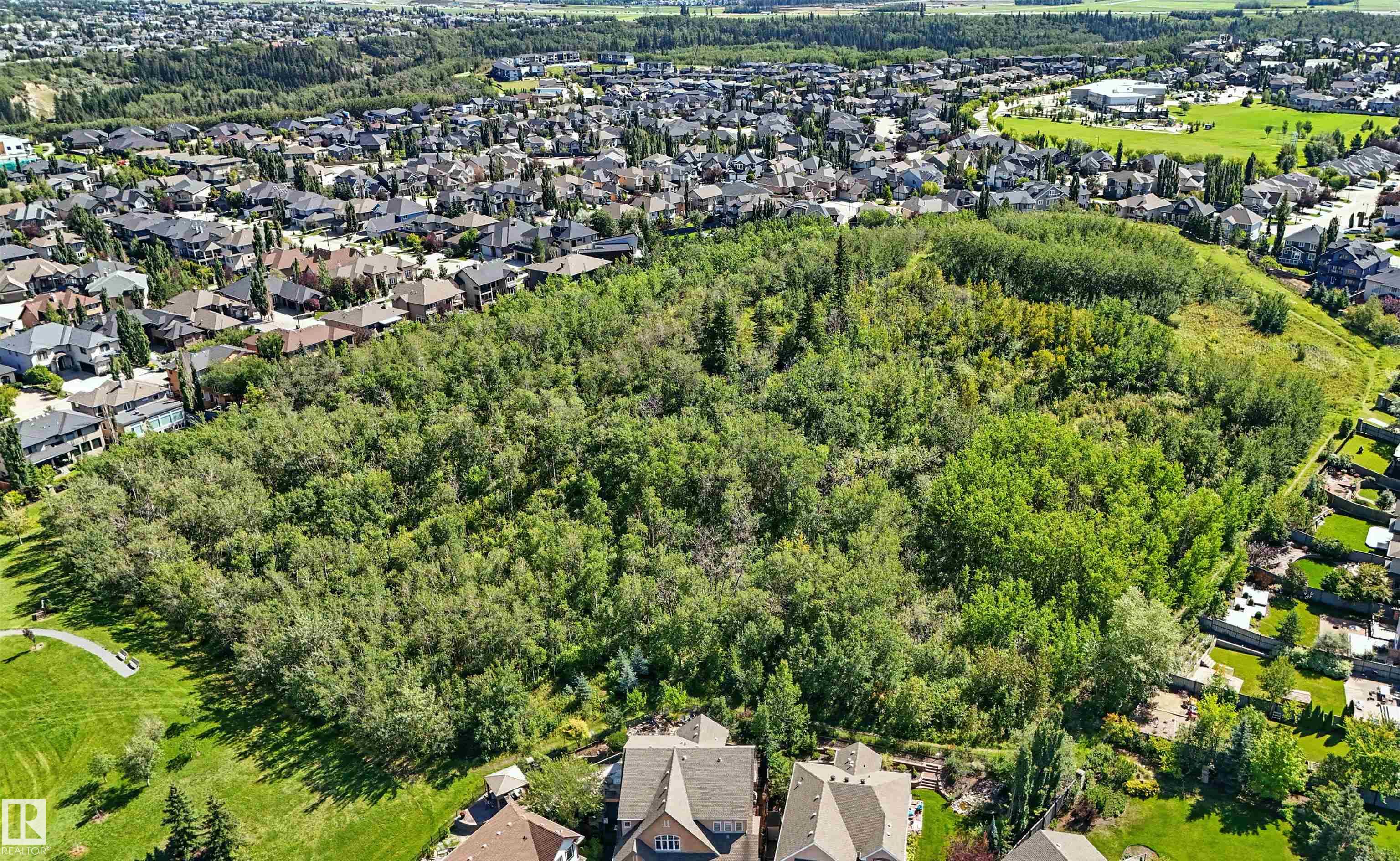 http://cdnparap120.paragonrels.com/ParagonImages/Property/p12/RAE/225367221/69/0/0/fcd3090a53e3c5f93fe2491c14ea545b/1/db7bf0348389c6741075ea2f056c949c/225367221-114aeb42-b30d-4ed9-8d0e-6e3e27712874.JPG