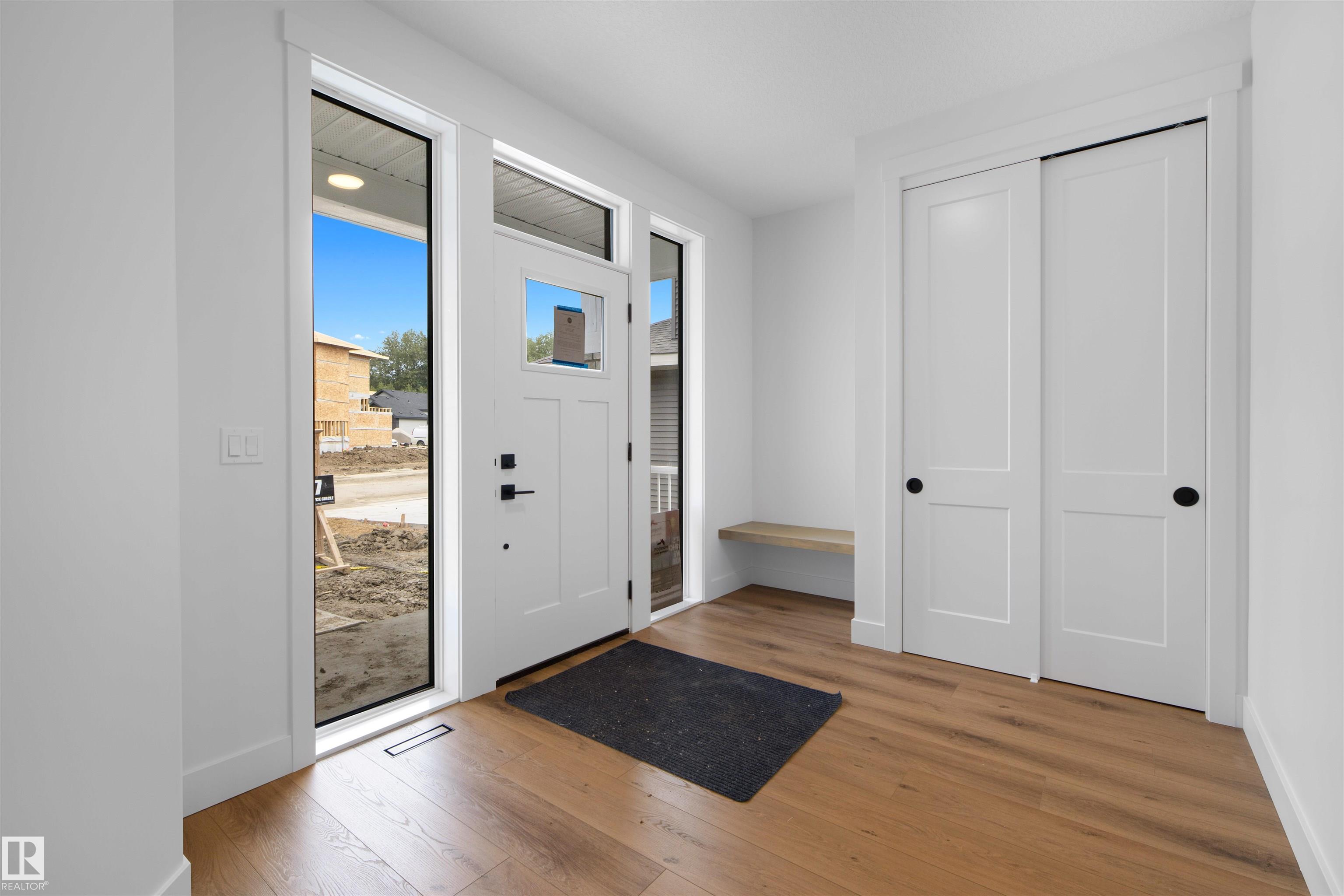 Photo 2 at 7 Sydwyck Circle, Fenwyck, Spruce Grove