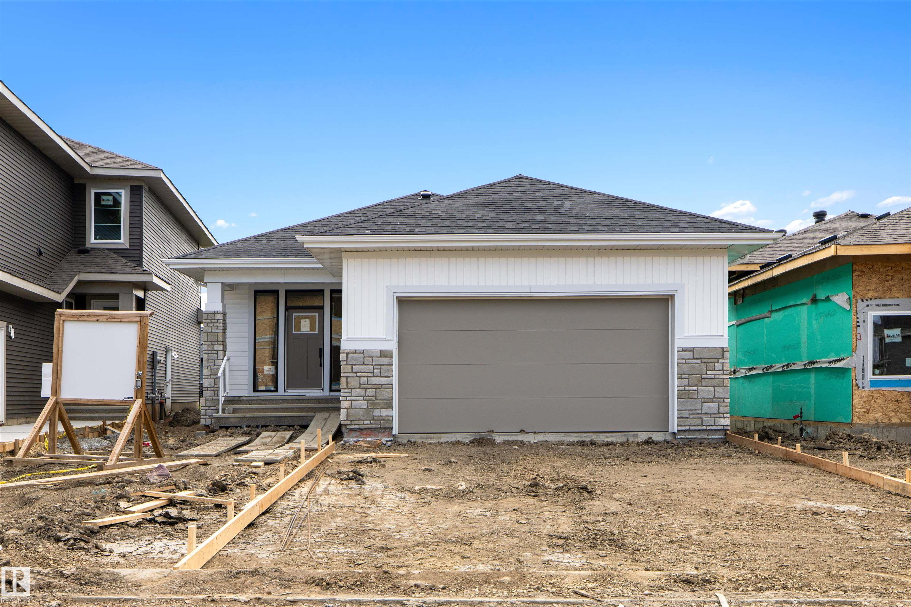 Photo 36 at 7 Sydwyck Circle, Fenwyck, Spruce Grove