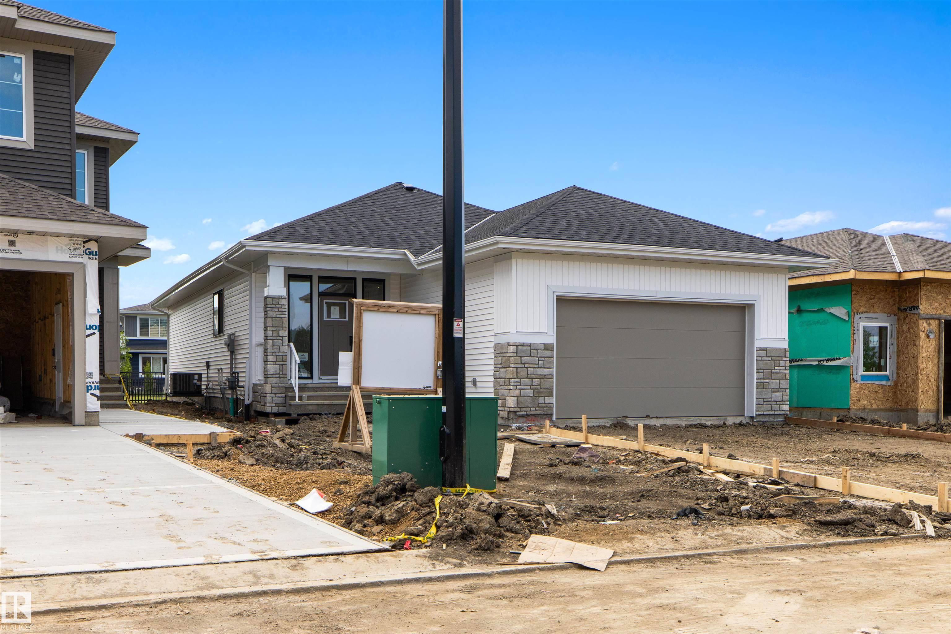 Photo 37 at 7 Sydwyck Circle, Fenwyck, Spruce Grove