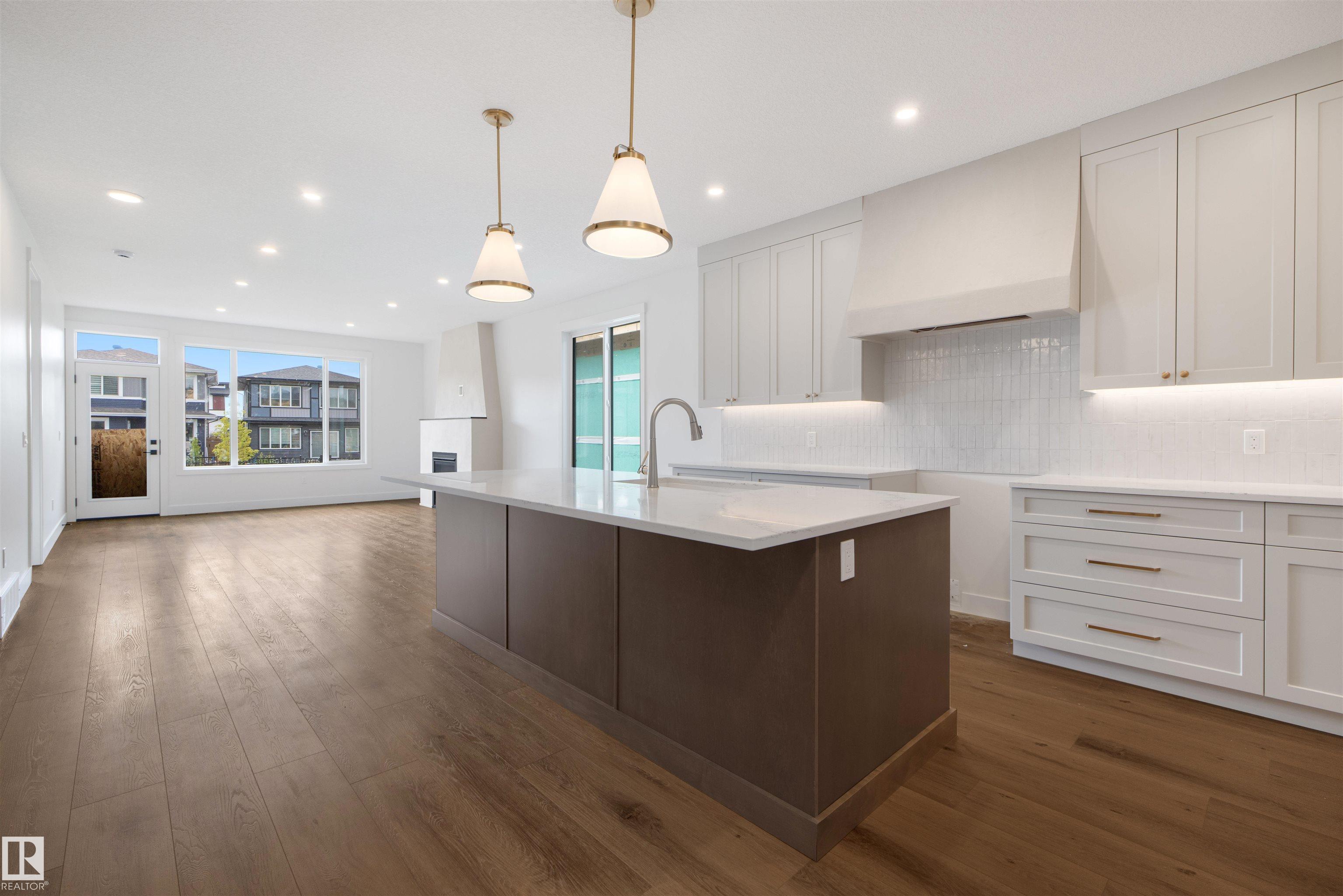 Photo 8 at 7 Sydwyck Circle, Fenwyck, Spruce Grove