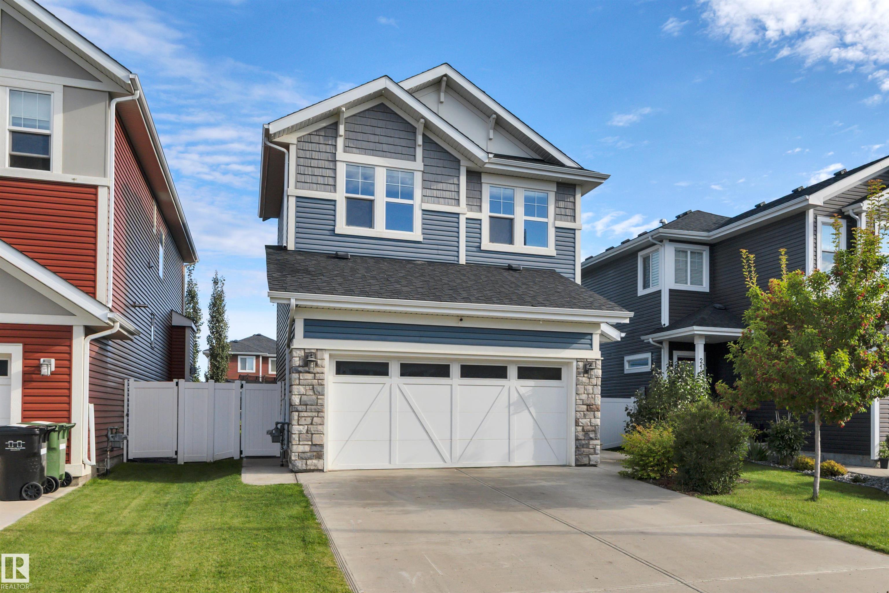 Photo 3 at 220 Simpkins Bend, Southfork, Leduc