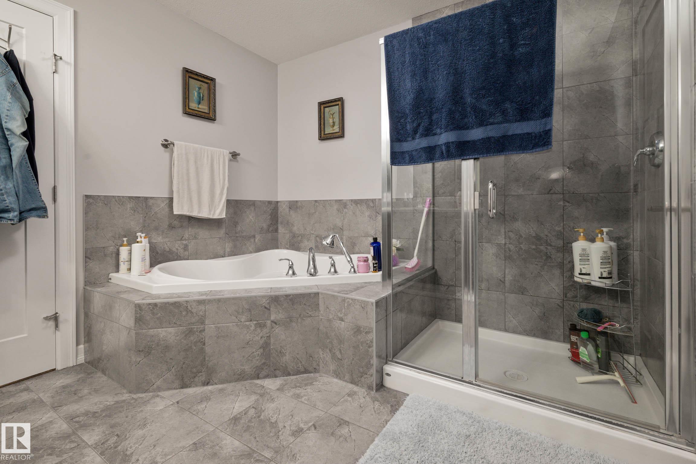Photo 21 at 424 Simpkins Link, Southfork, Leduc
