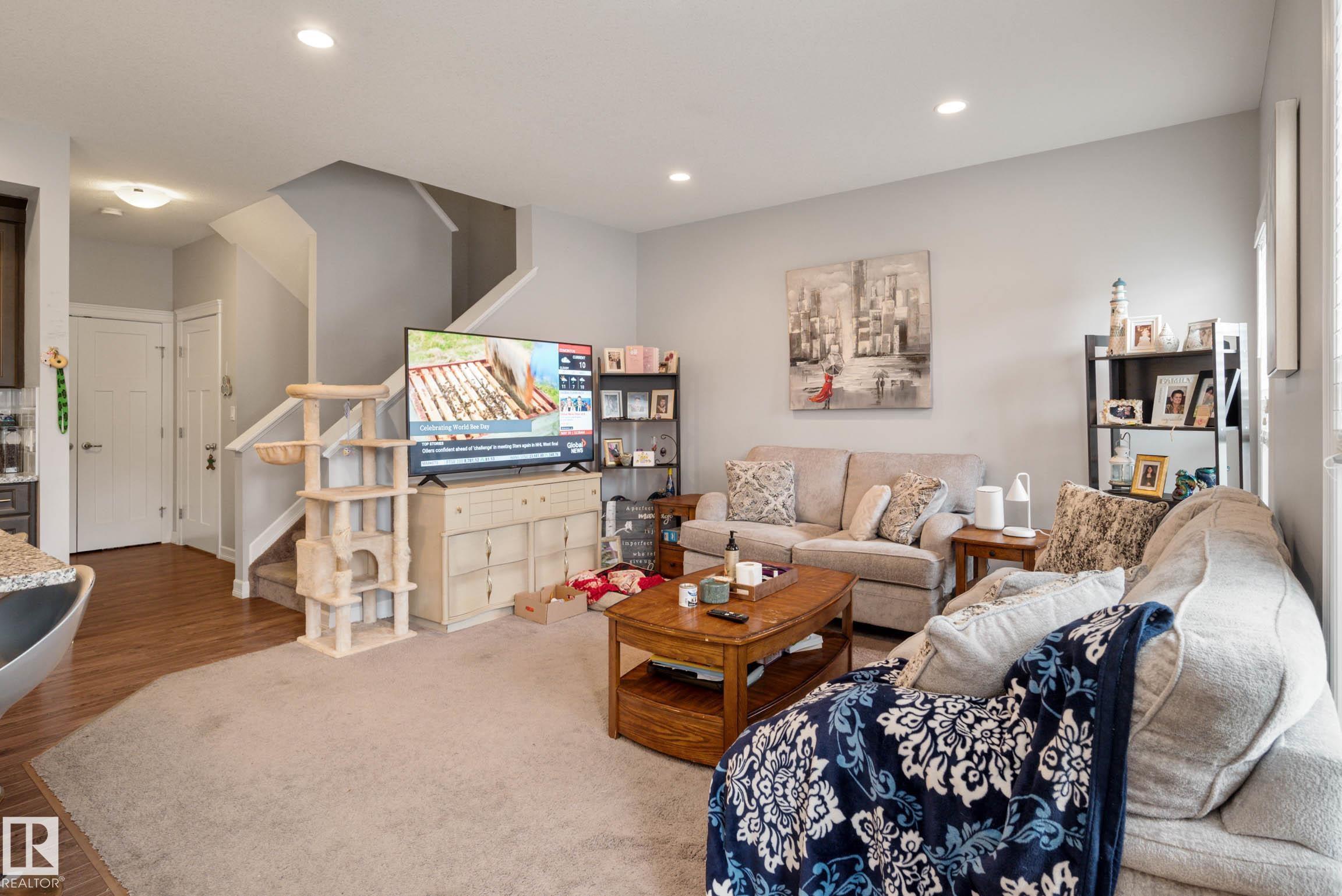 Photo 10 at 424 Simpkins Link, Southfork, Leduc