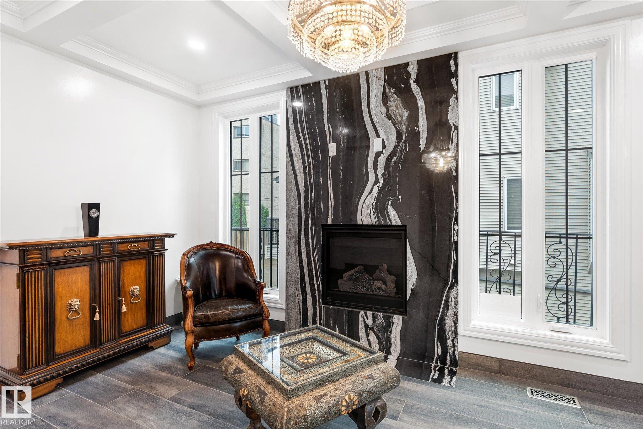 Picture for 11833 102 AV NW