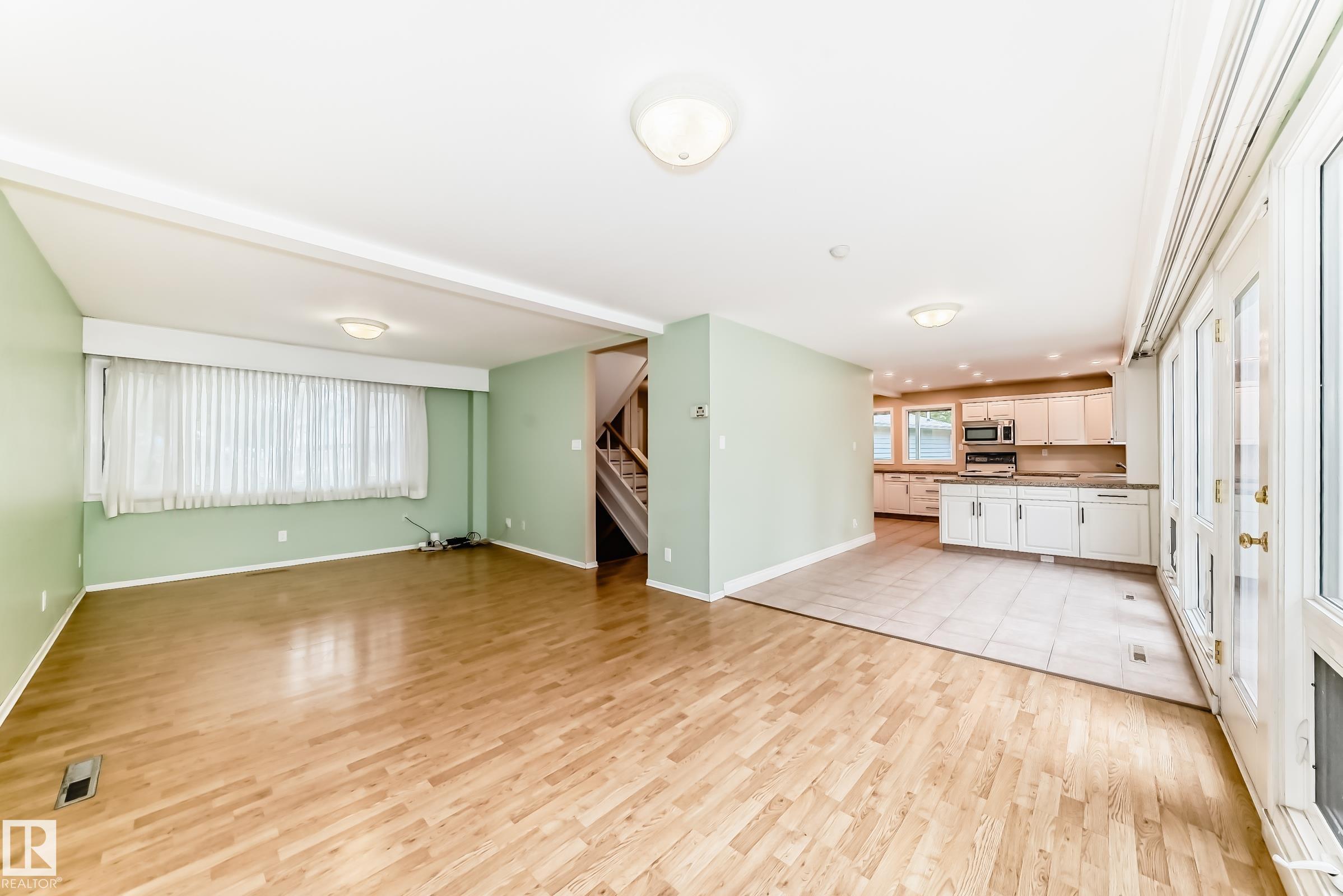 Photo 15 at 16 Scarboro Place, Sturgeon Heights, St. Albert