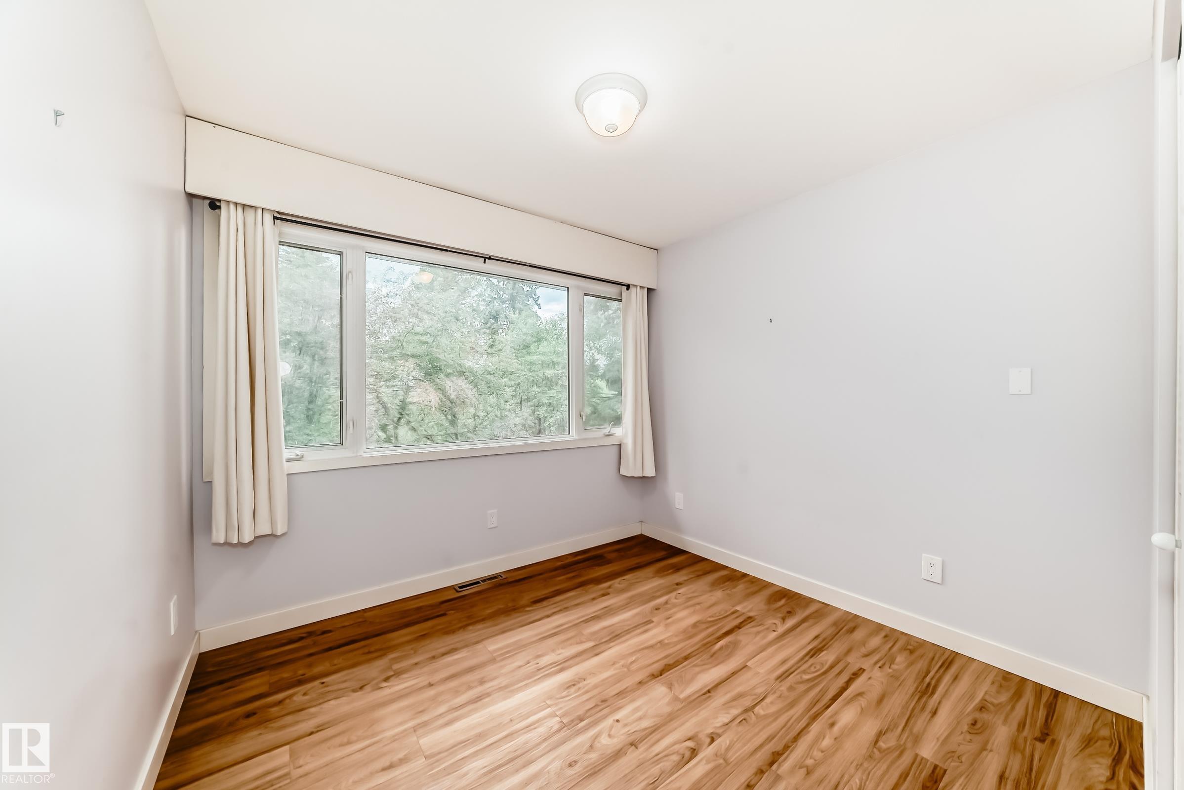 Photo 35 at 16 Scarboro Place, Sturgeon Heights, St. Albert