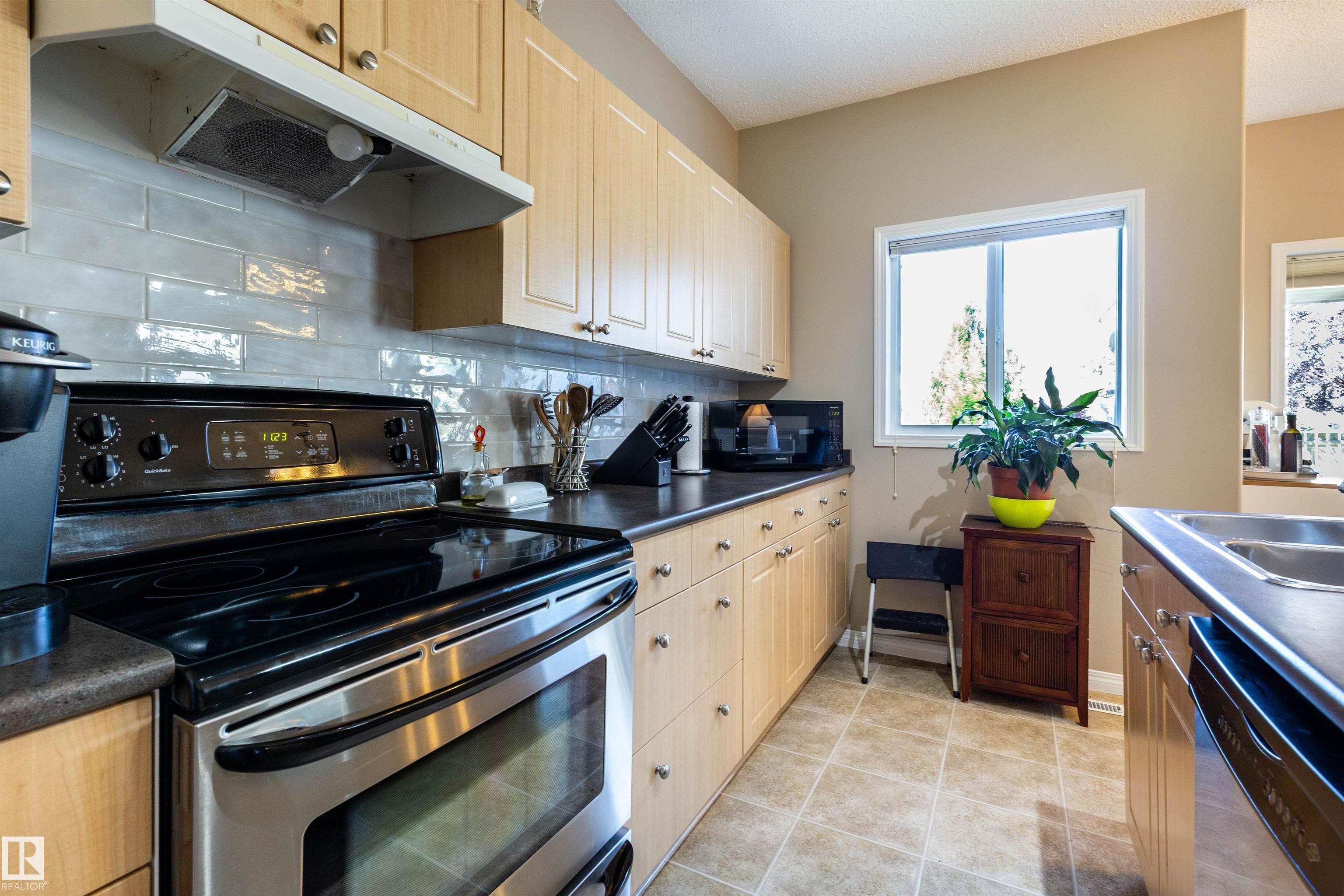 Photo 22 at 18 Grayridge Bay, Graybriar, Stony Plain