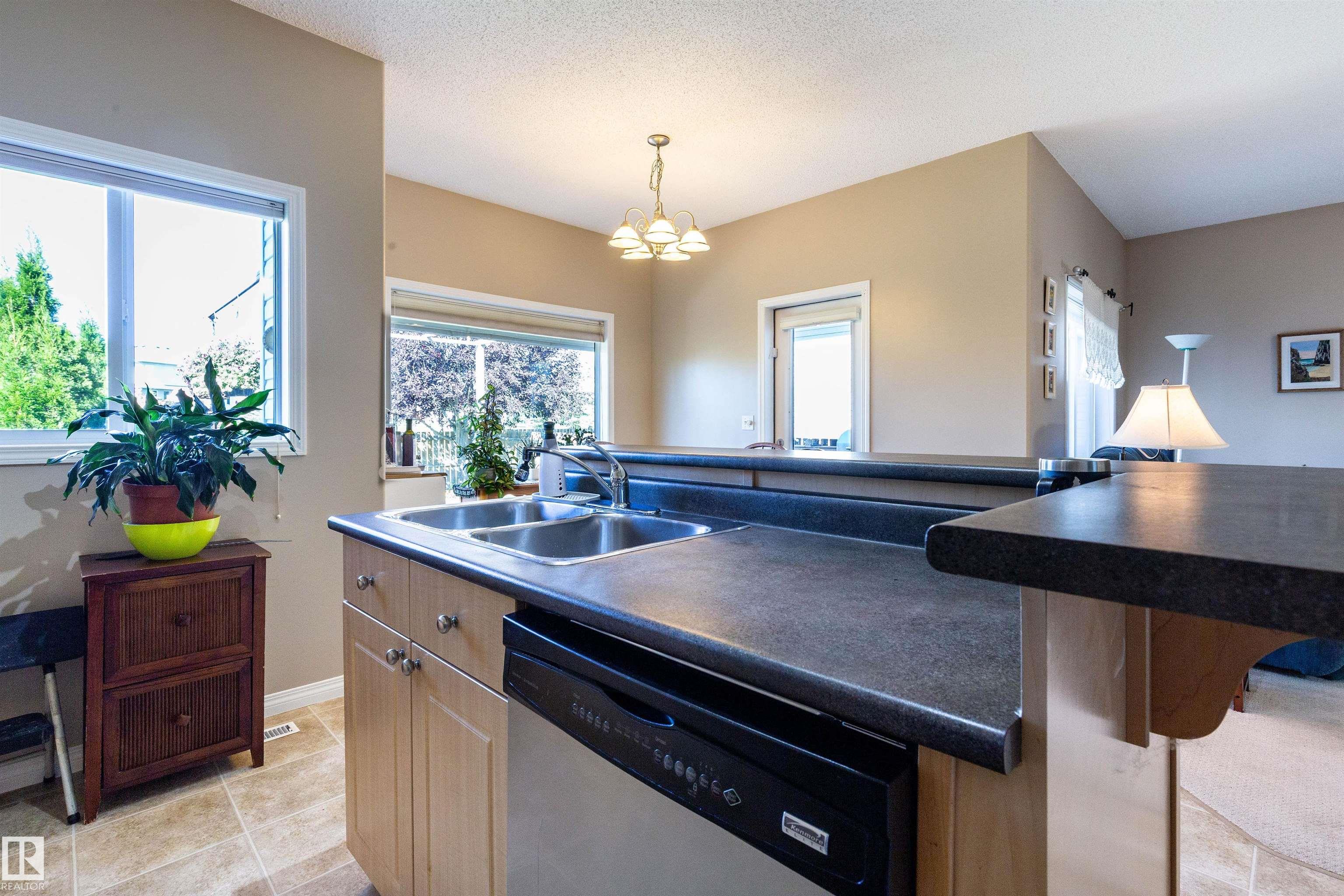 Photo 23 at 18 Grayridge Bay, Graybriar, Stony Plain