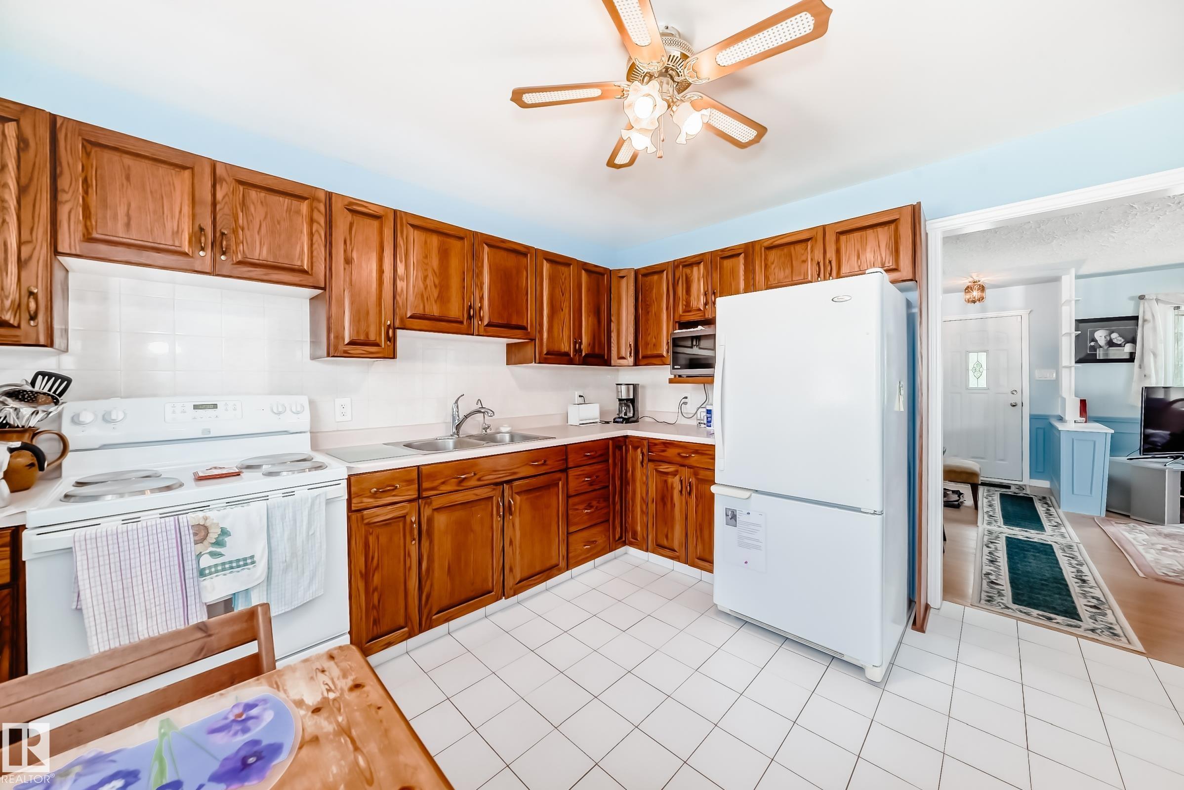 Photo 19 at 8602 158 Street NW, Lynnwood, Edmonton