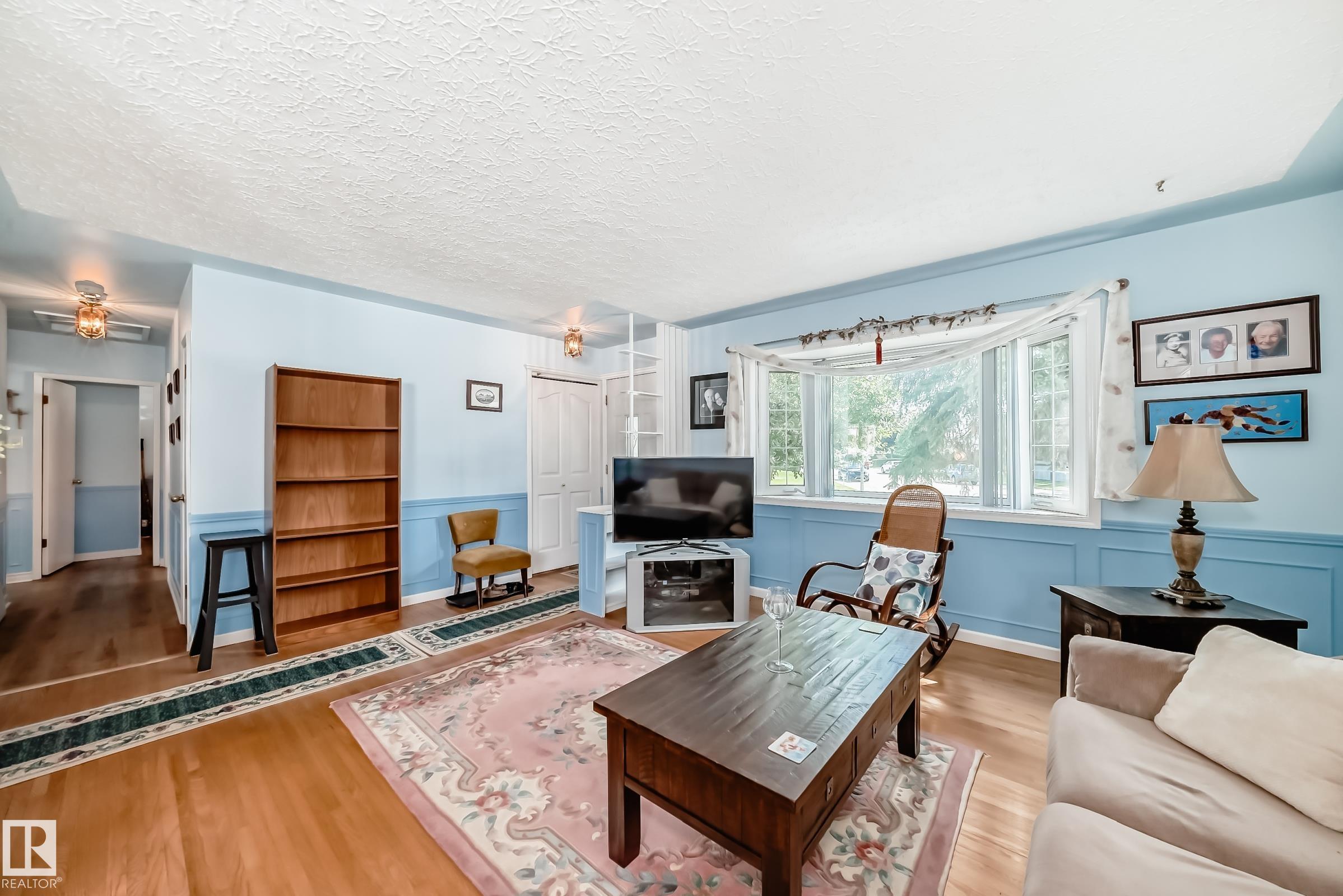 Photo 10 at 8602 158 Street NW, Lynnwood, Edmonton