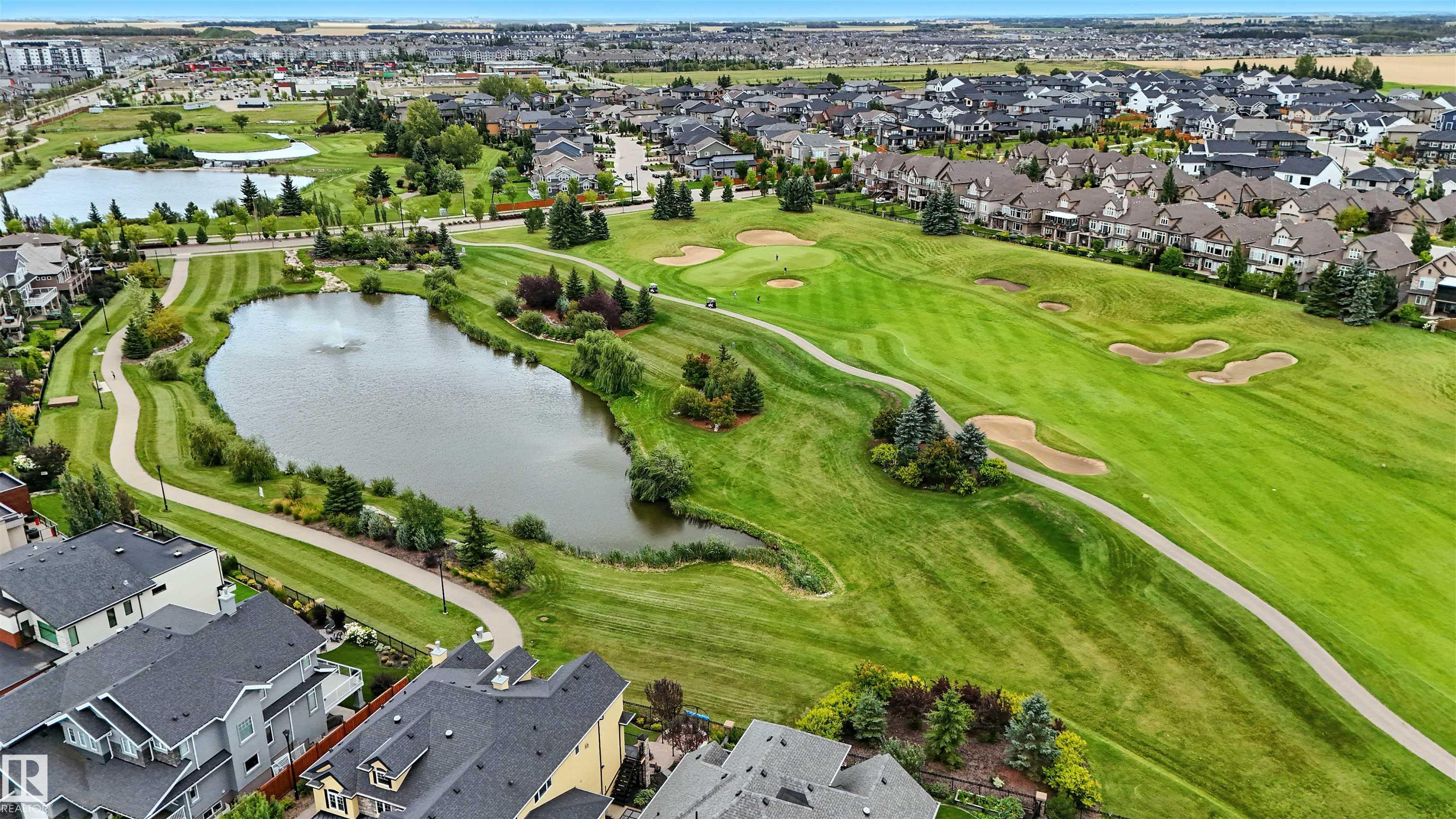 http://cdnparap120.paragonrels.com/ParagonImages/Property/p12/RAE/225367295/59/0/0/1f2e6e425c1c3dd2018202510ad4c8ad/1/e1cedd1ed368e877057d5c9ca787e0c0/225367295-8e617ddd-b1a8-4cd7-bbcd-f1a6dbfcb887.JPG