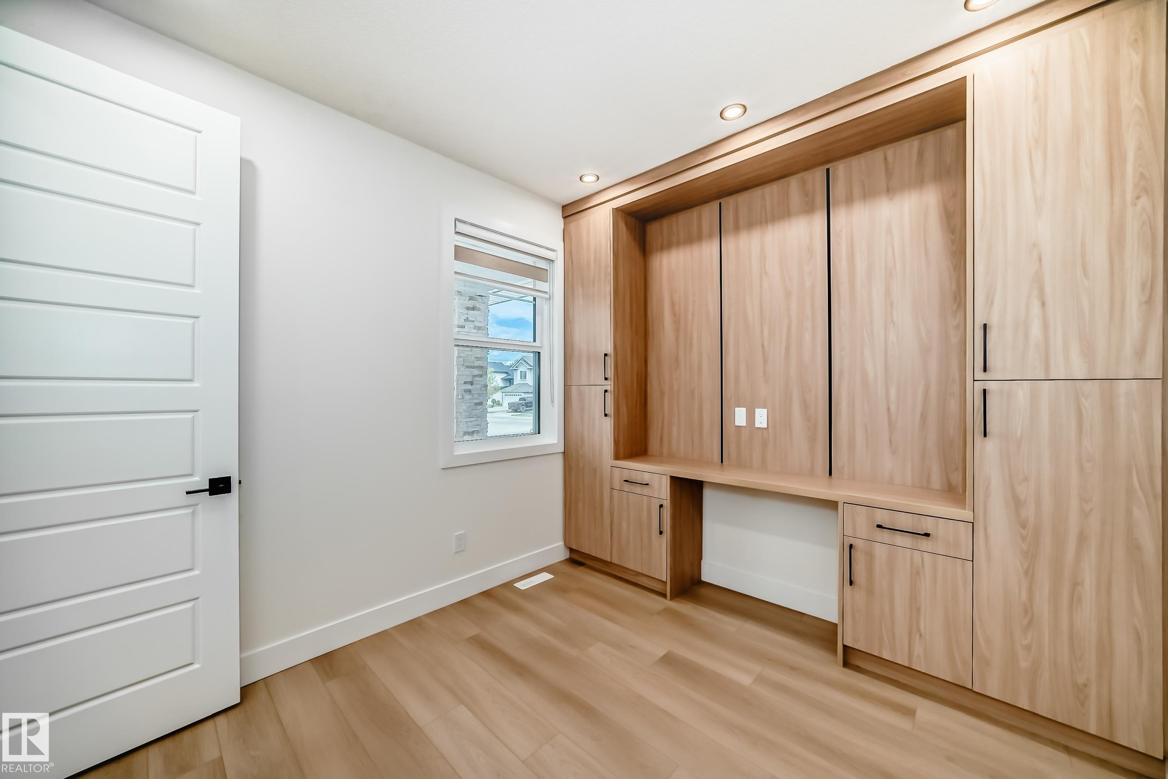 Photo 36 at 100 Rue Monette, Montalet, Beaumont