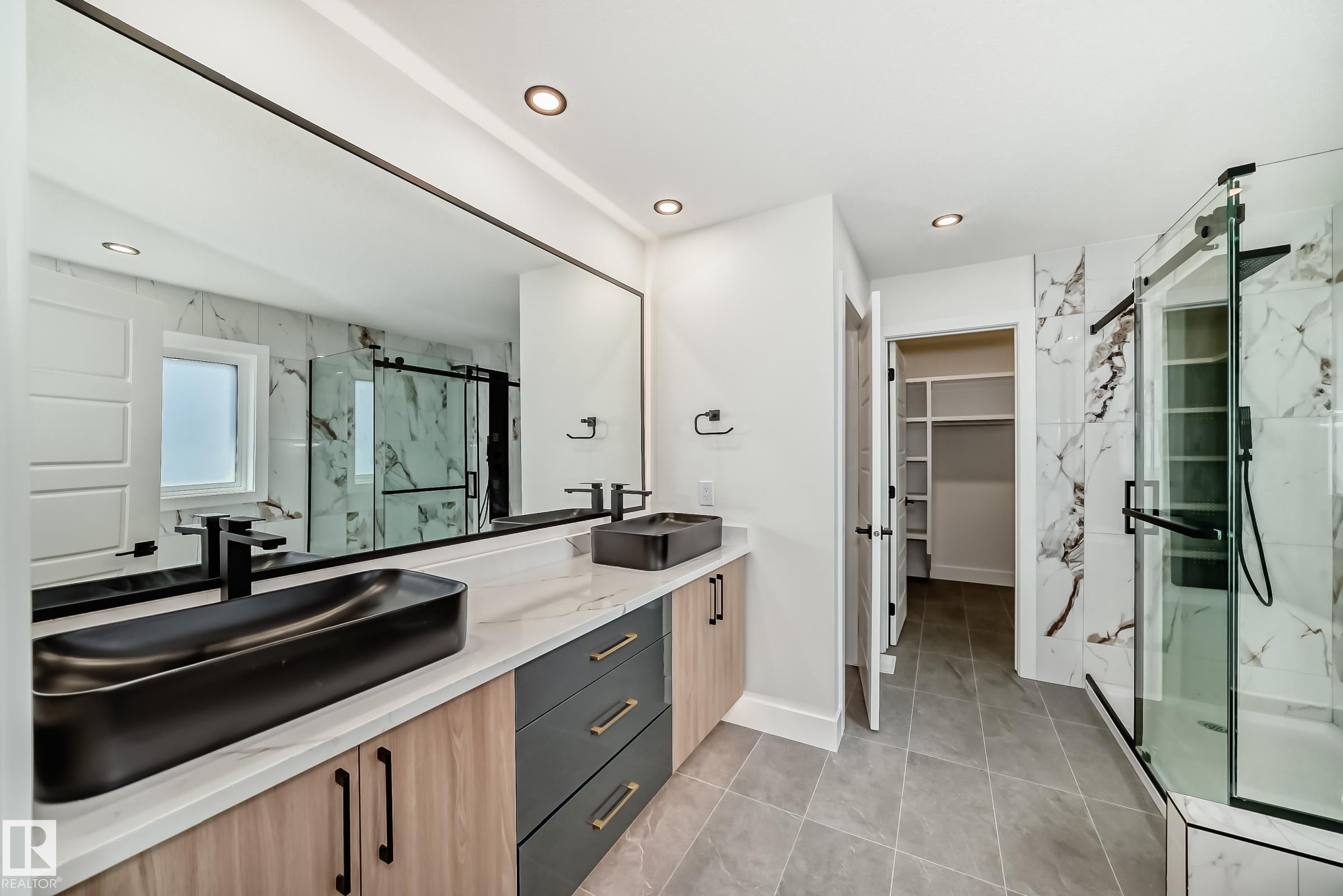 Photo 48 at 100 Rue Monette, Montalet, Beaumont