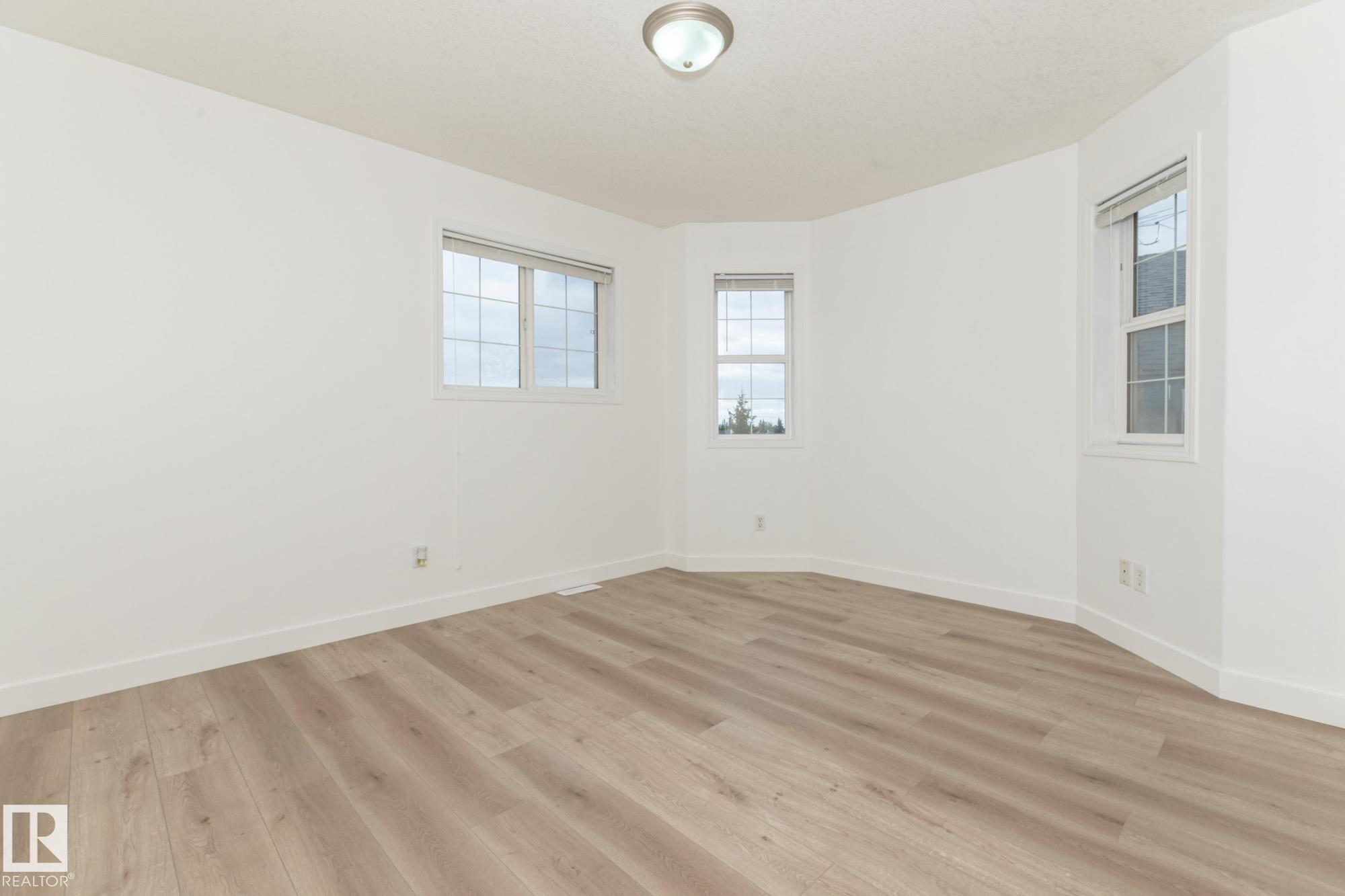 Photo 19 at 982 Jim Common Drive, Crystal Heights, Sherwood Park