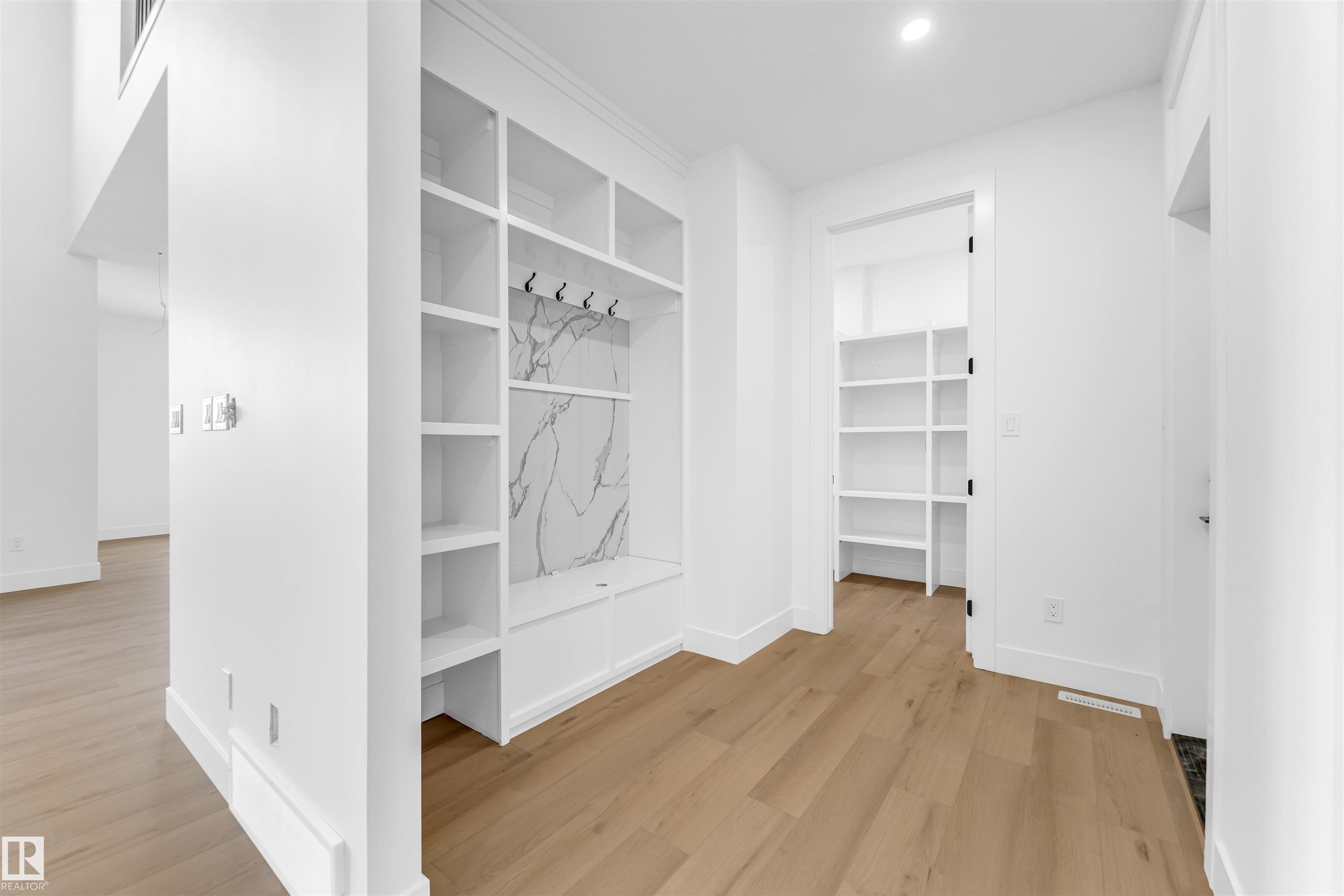 Photo 8 at 41 Hull Wynd, Hilldowns, Spruce Grove