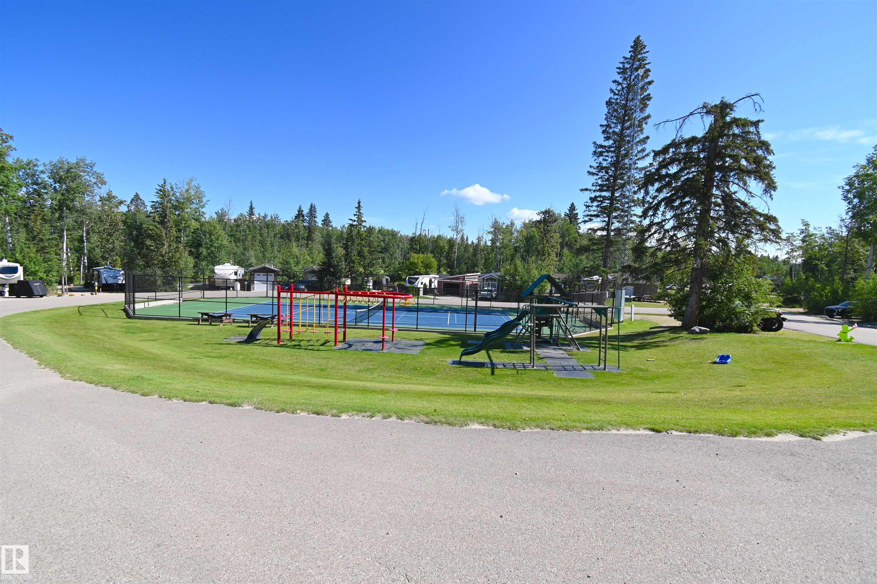 Photo 35 at 64 - 53206 Rge Road 55 A, The Ridge, Rural Parkland County