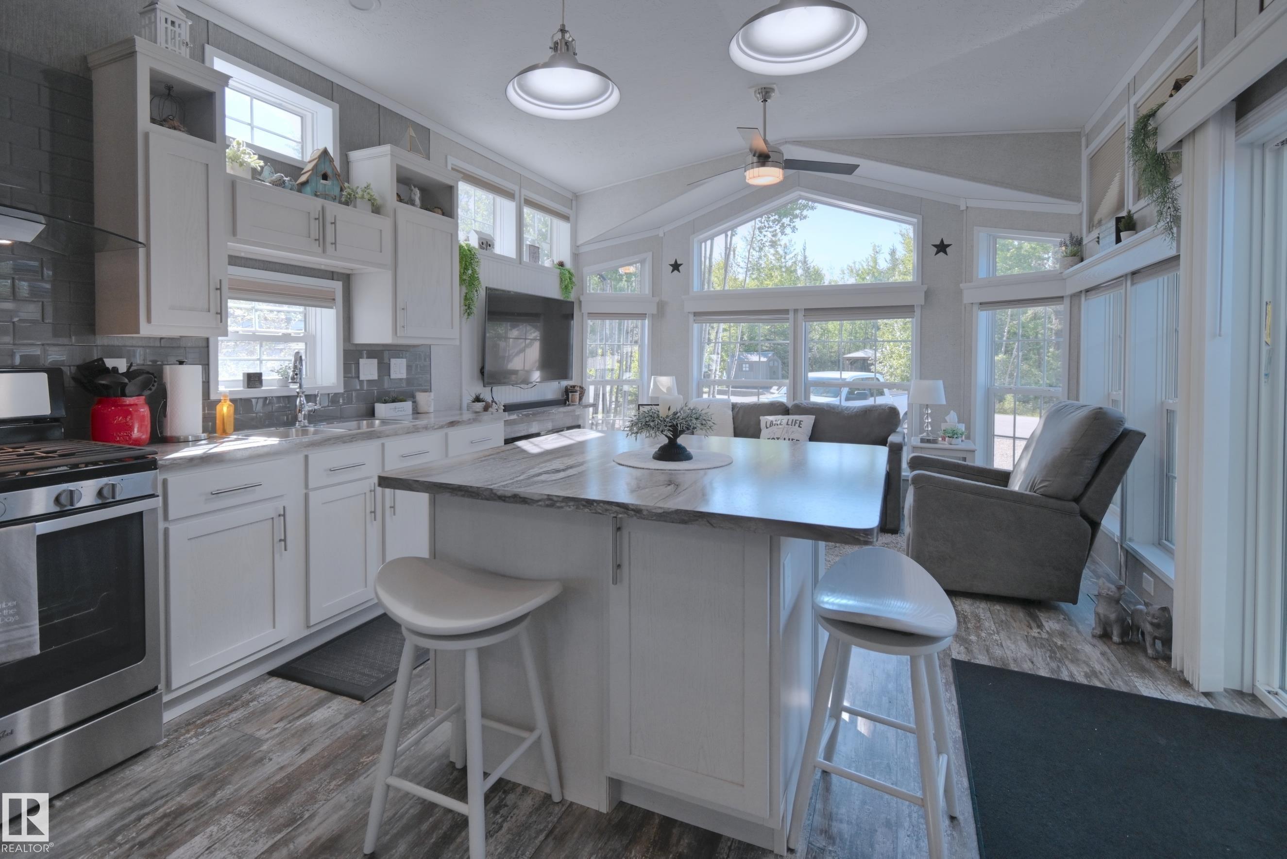 Photo 6 at 64 - 53206 Rge Road 55 A, The Ridge, Rural Parkland County