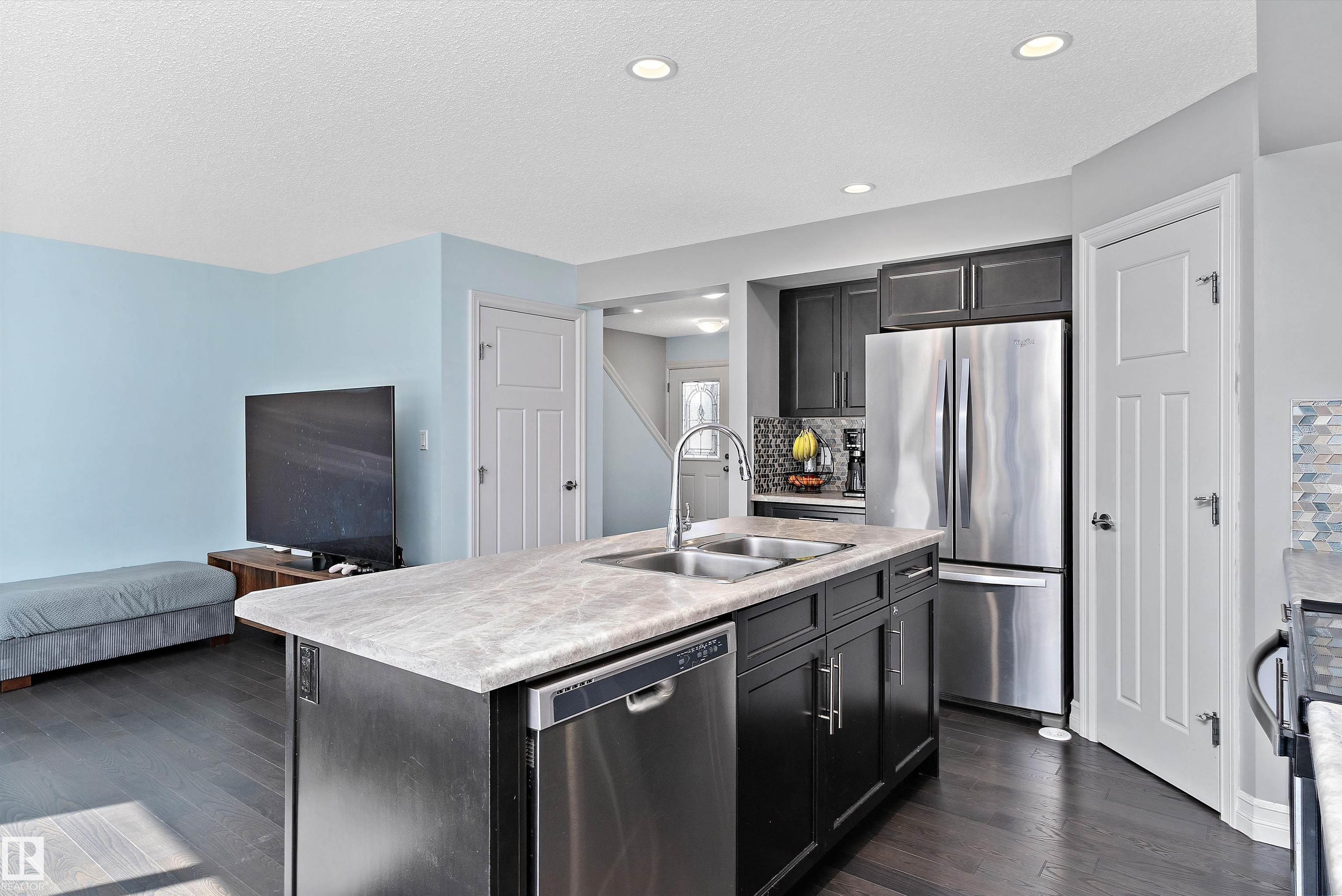 Photo 8 at 5813 64 Street, Dansereau Meadows, Beaumont