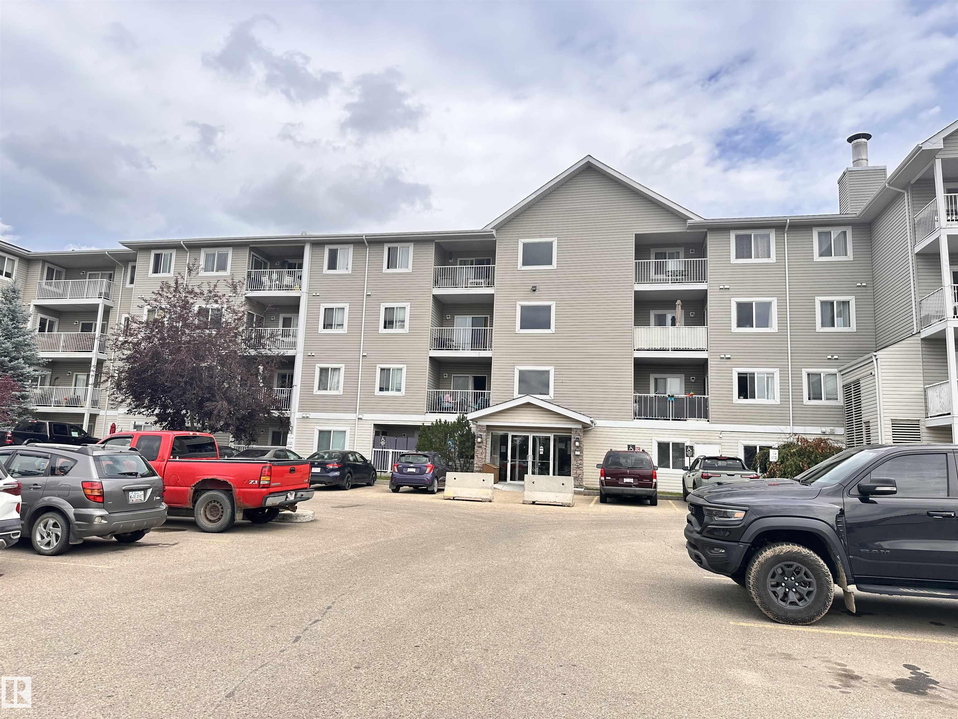 Photo 2 at 232 - 4309 33 Street, South Business Park, Stony Plain
