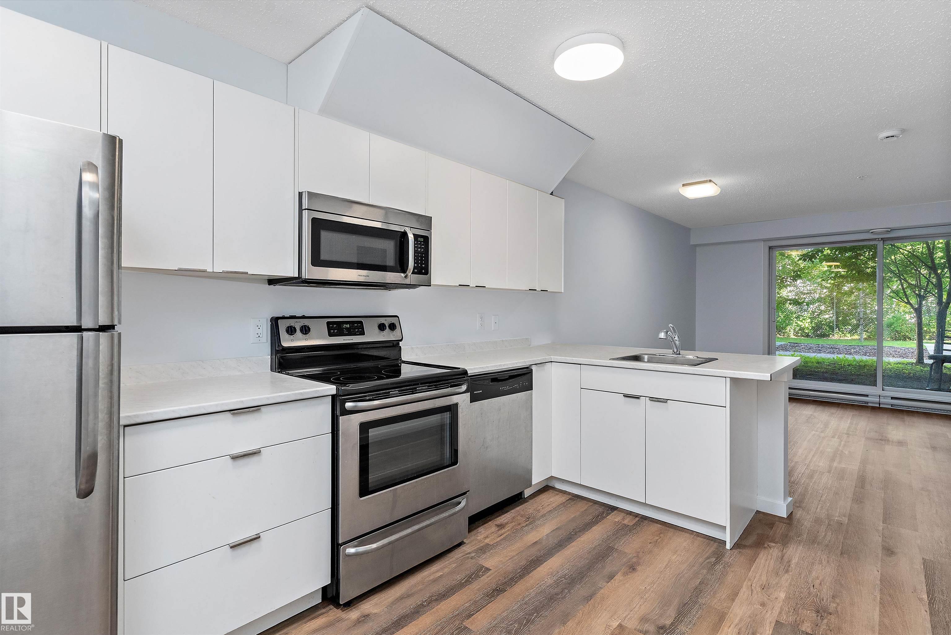 Photo 13 at 111 - 610 Calahoo Road, City Centre, Spruce Grove