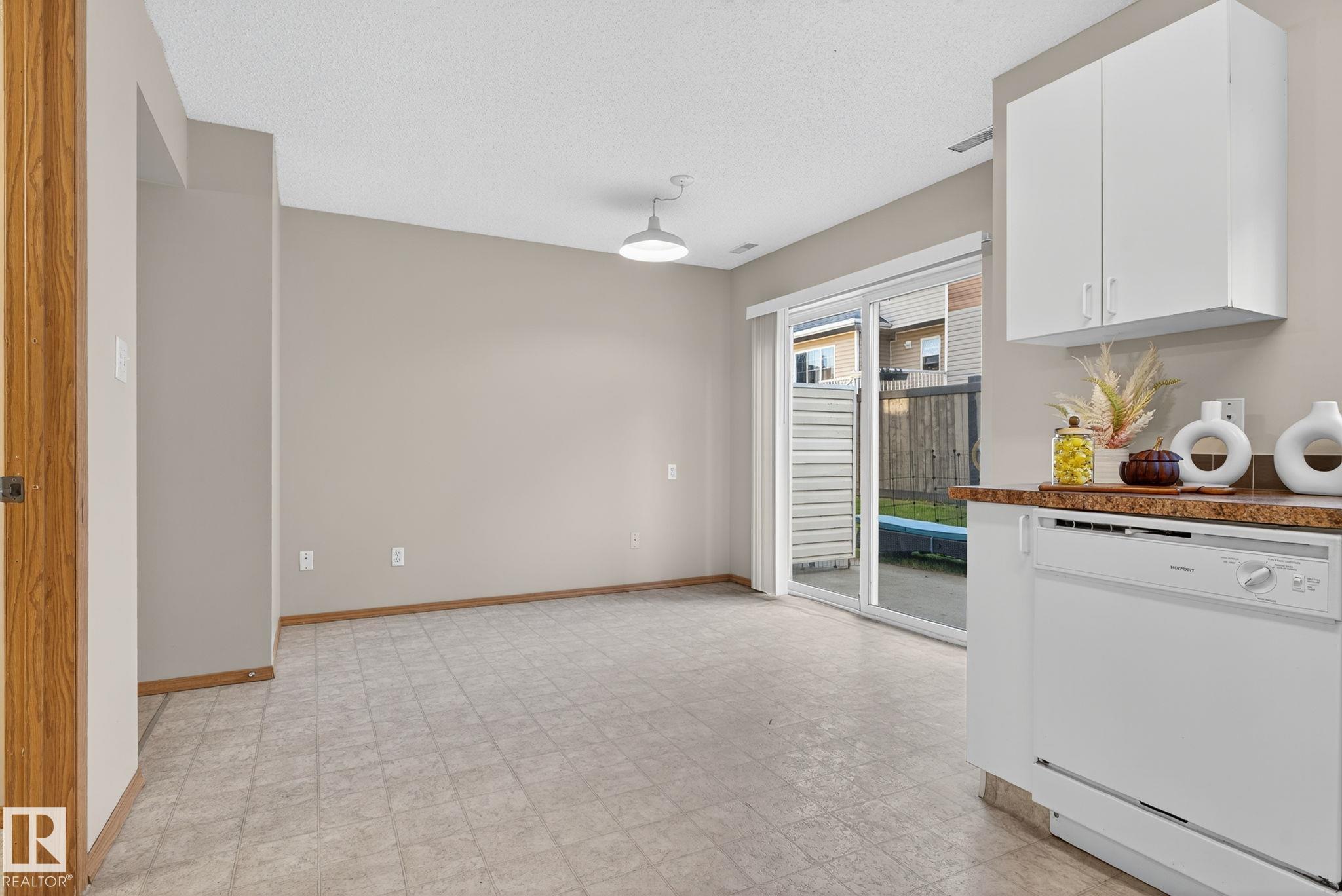 Photo 16 at 109 - 180 Bridgeport Boulevard, Bridgeport, Leduc