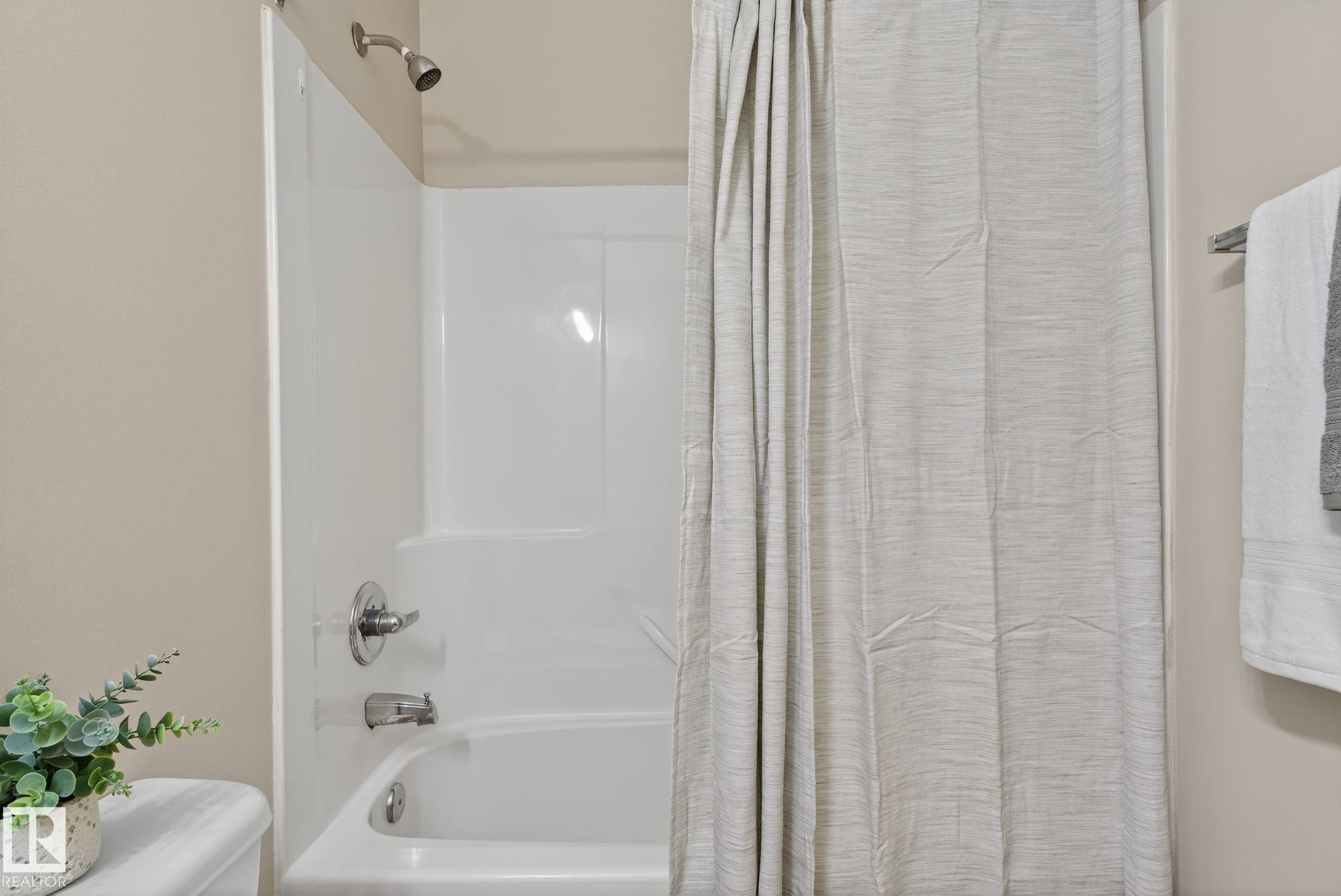 Photo 30 at 109 - 180 Bridgeport Boulevard, Bridgeport, Leduc