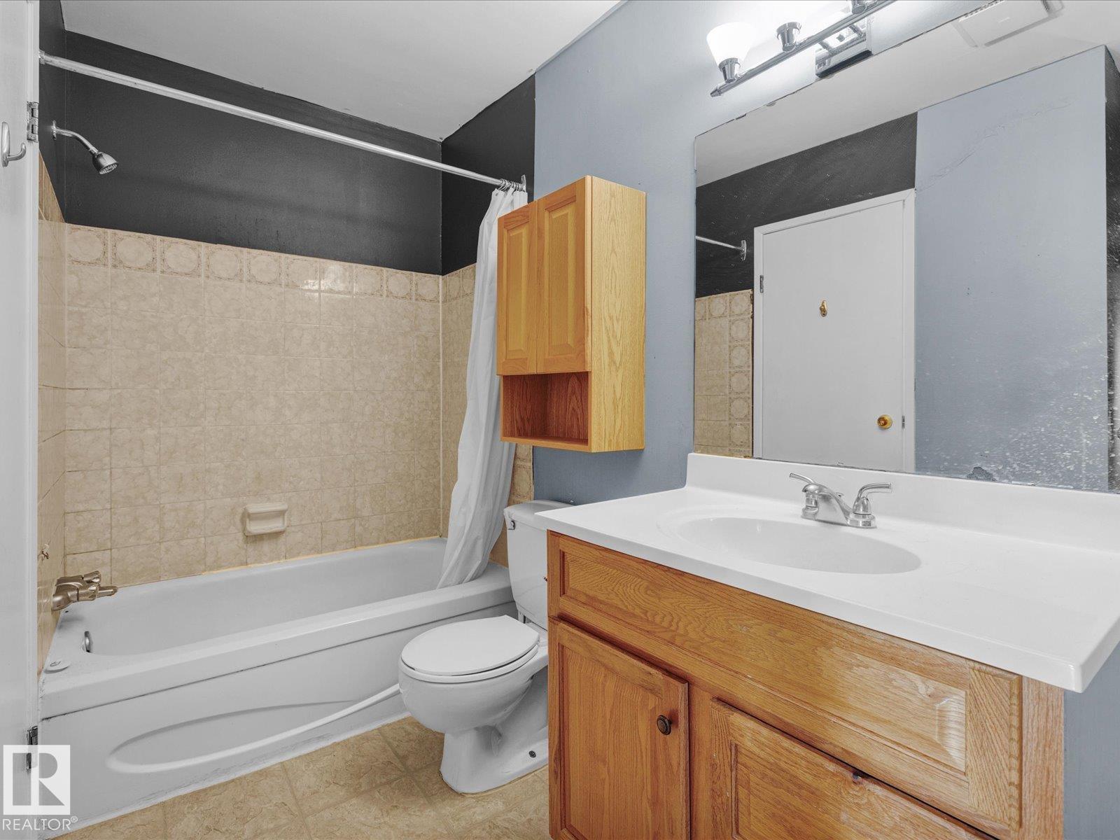 Photo 22 at 301 - 43 Akins Drive, Akinsdale, St. Albert