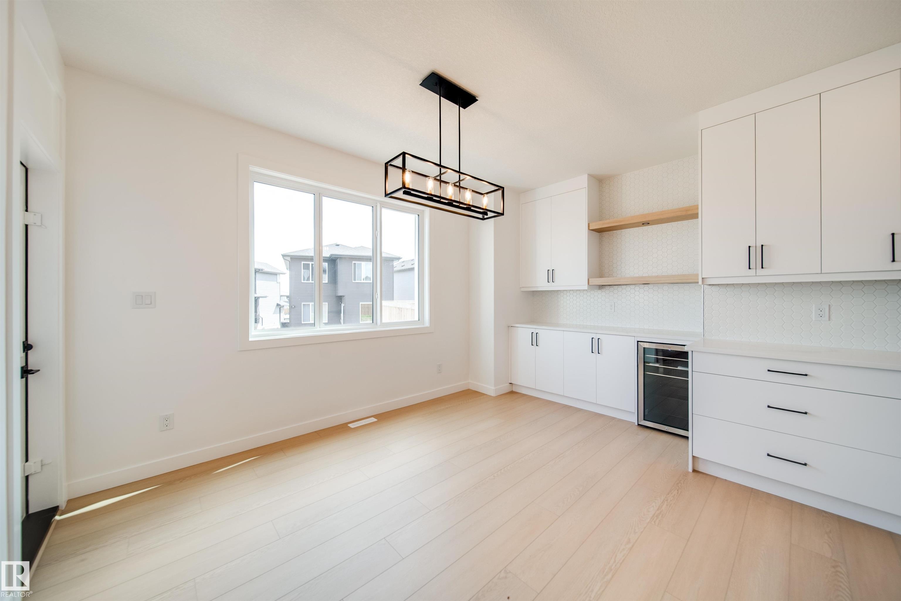 Photo 11 at 42 Dillworth Crescent, Deer Park, Spruce Grove